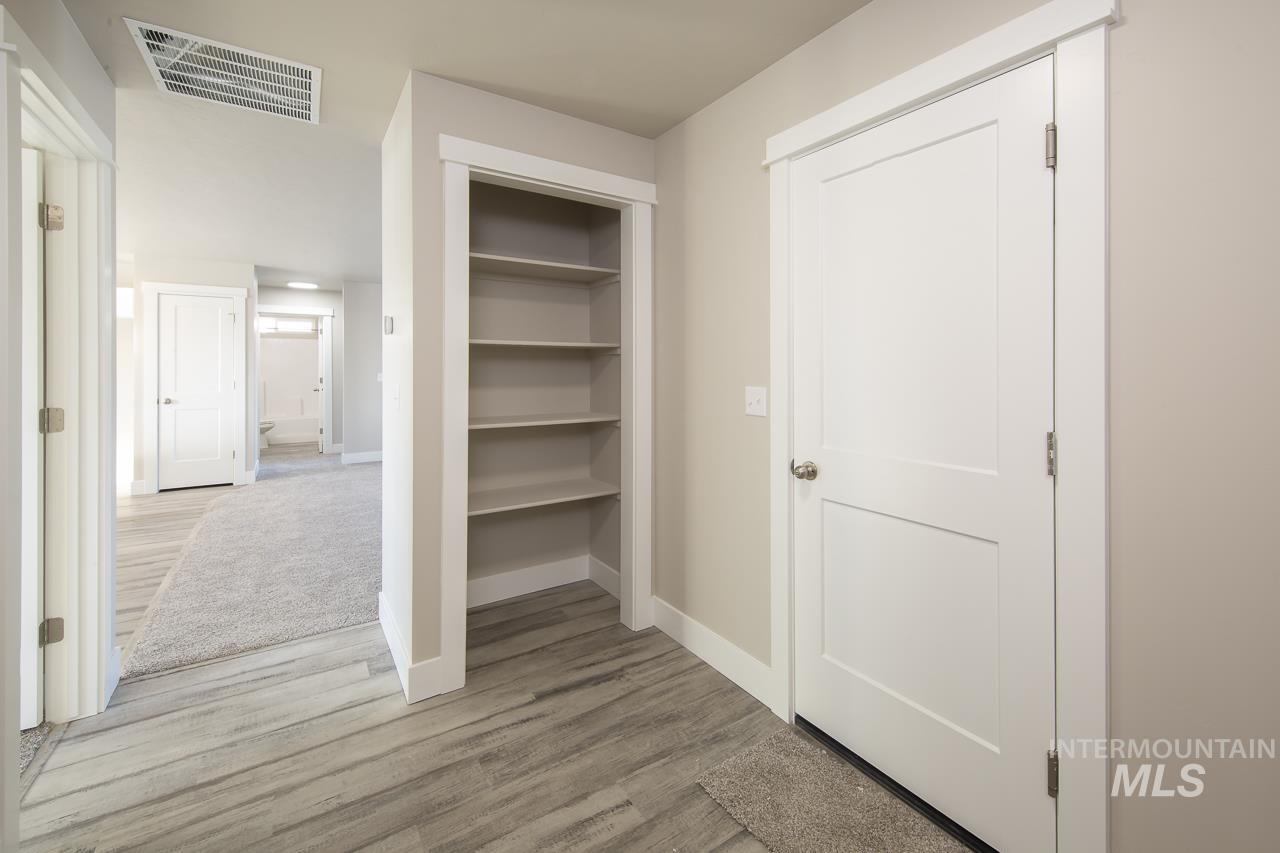 1671 Regency Way Property Photo 15