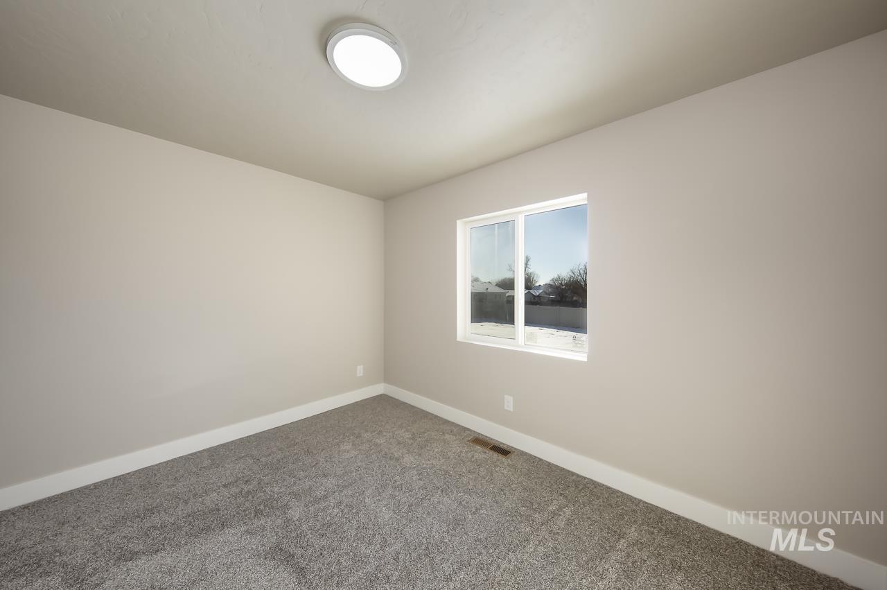 1671 Regency Way Property Photo 22