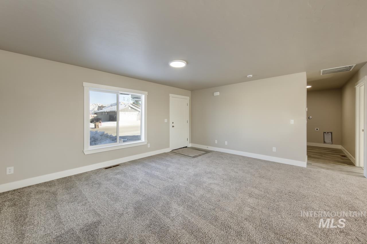 1671 Regency Way Property Photo 29