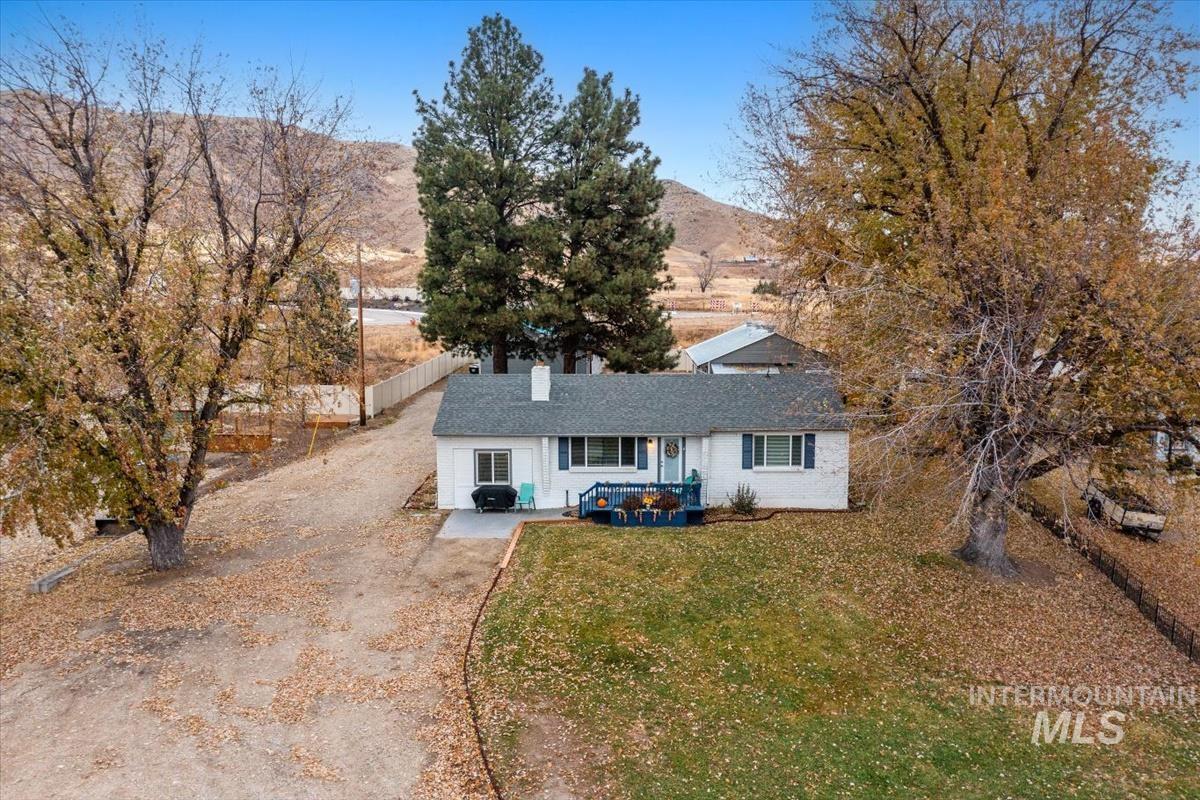535 Highway 52 Property Photo 5