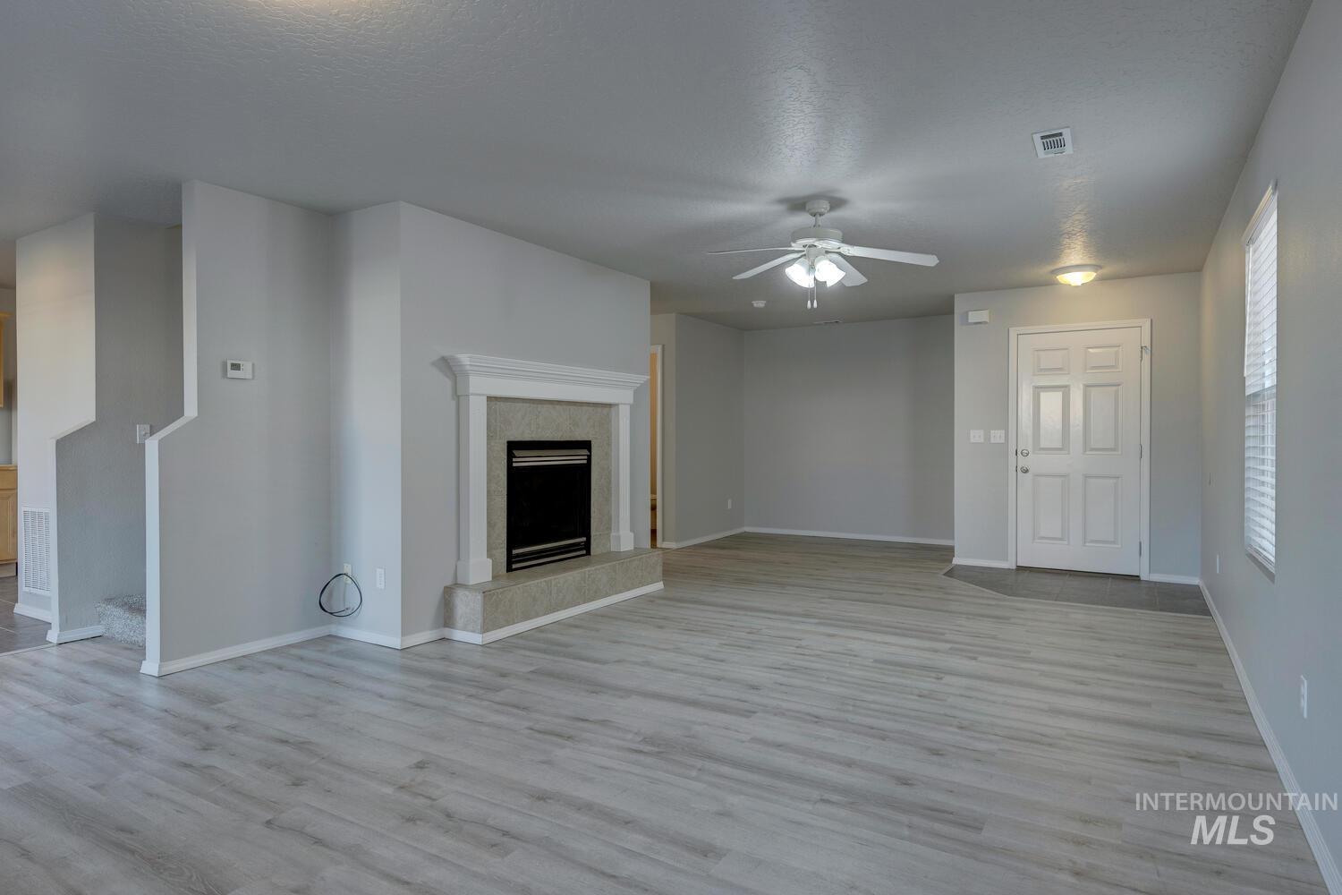 9128 Lillywood Property Photo 5