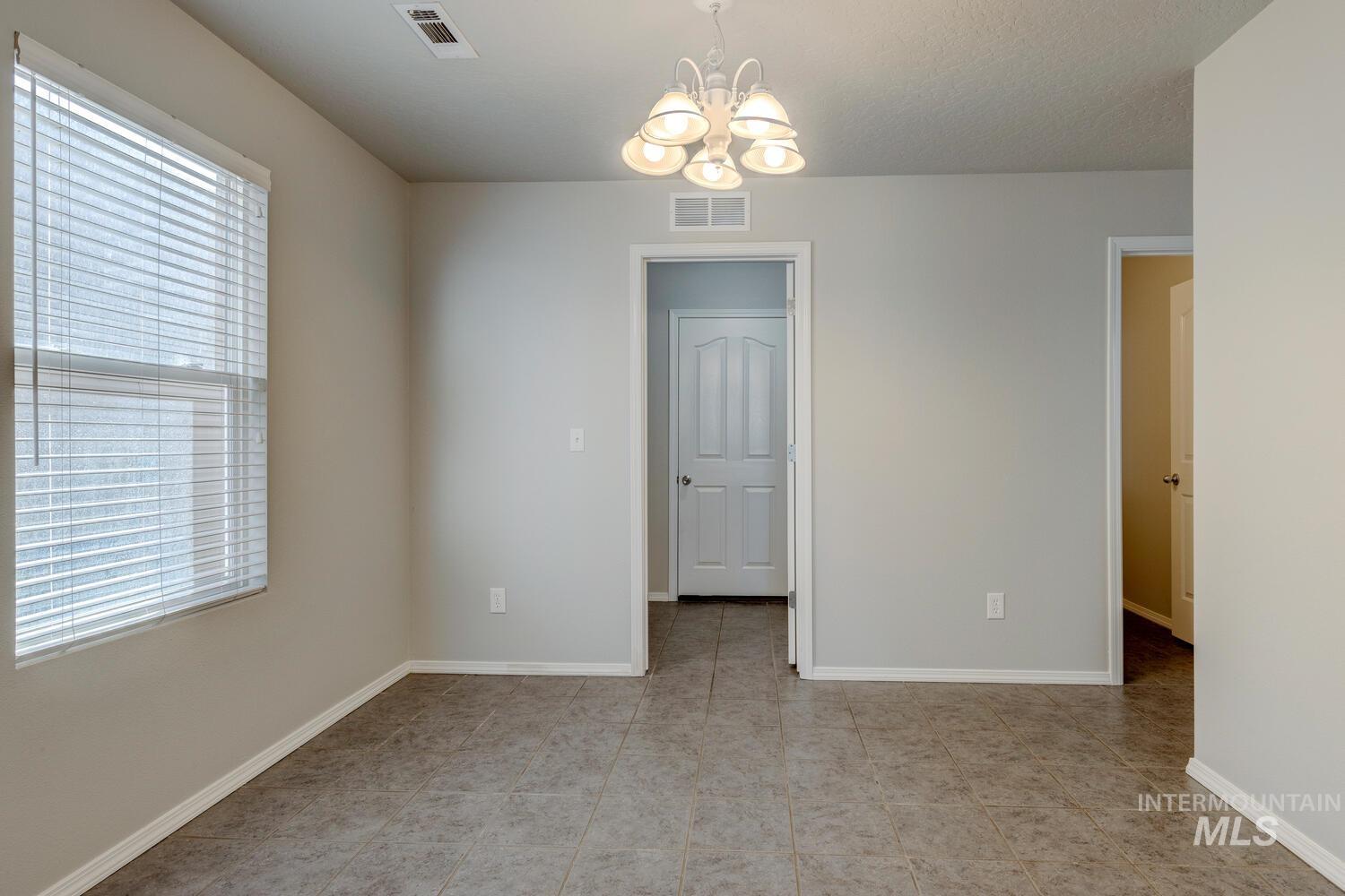 9128 Lillywood Property Photo 10
