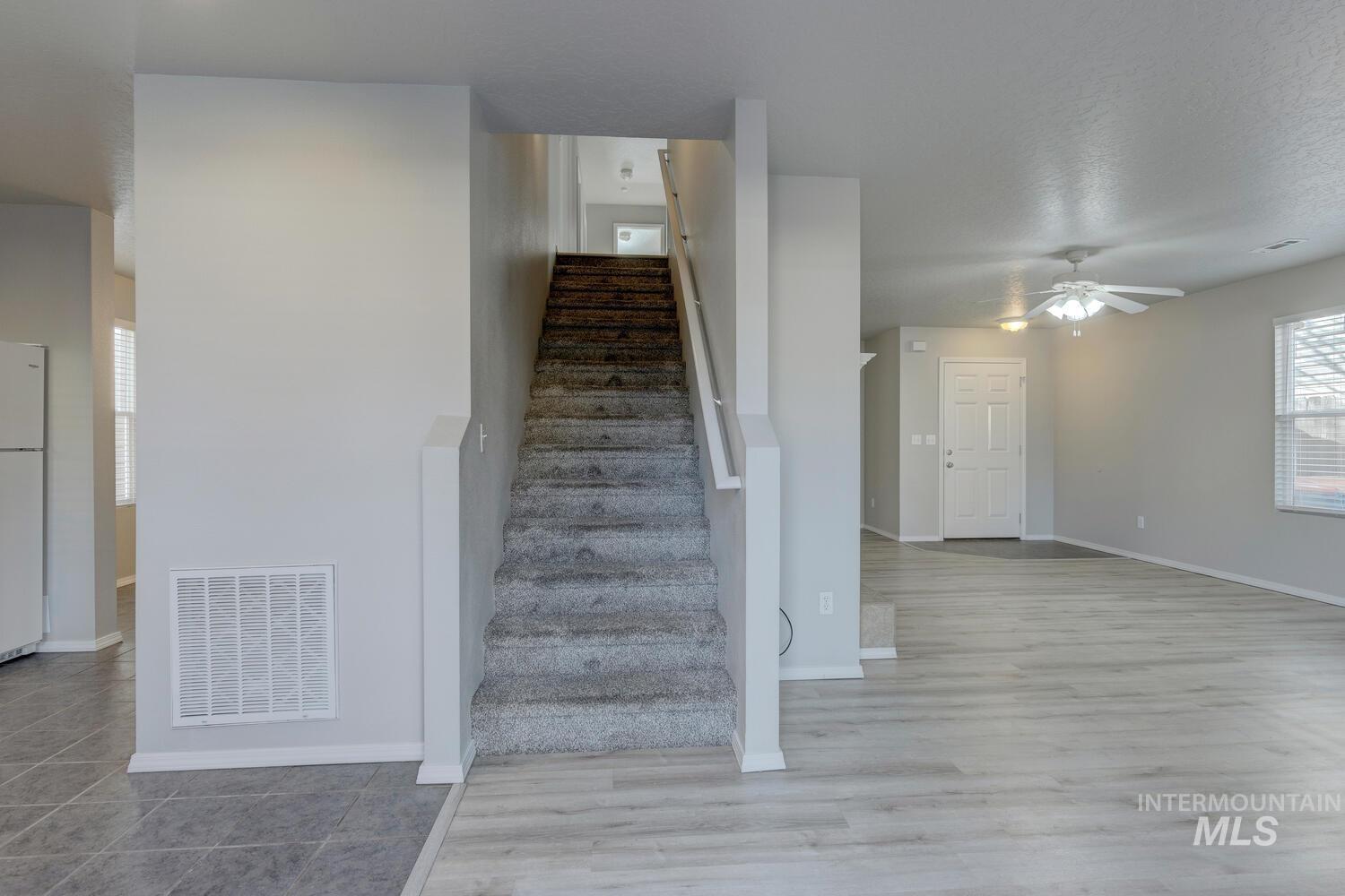 9128 Lillywood Property Photo 14