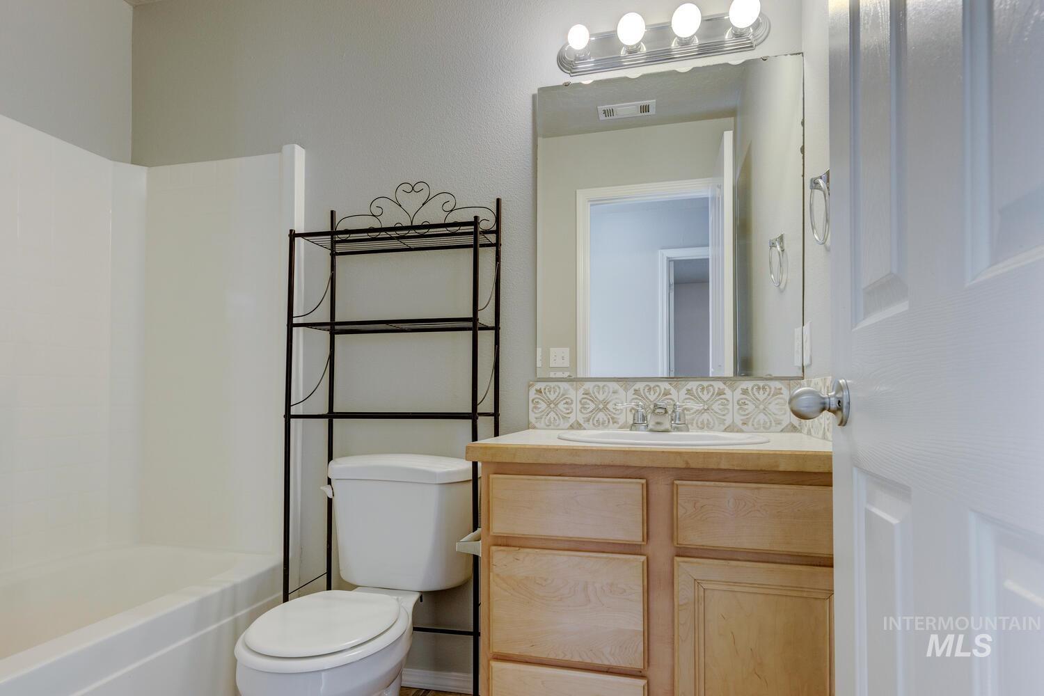 9128 Lillywood Property Photo 28