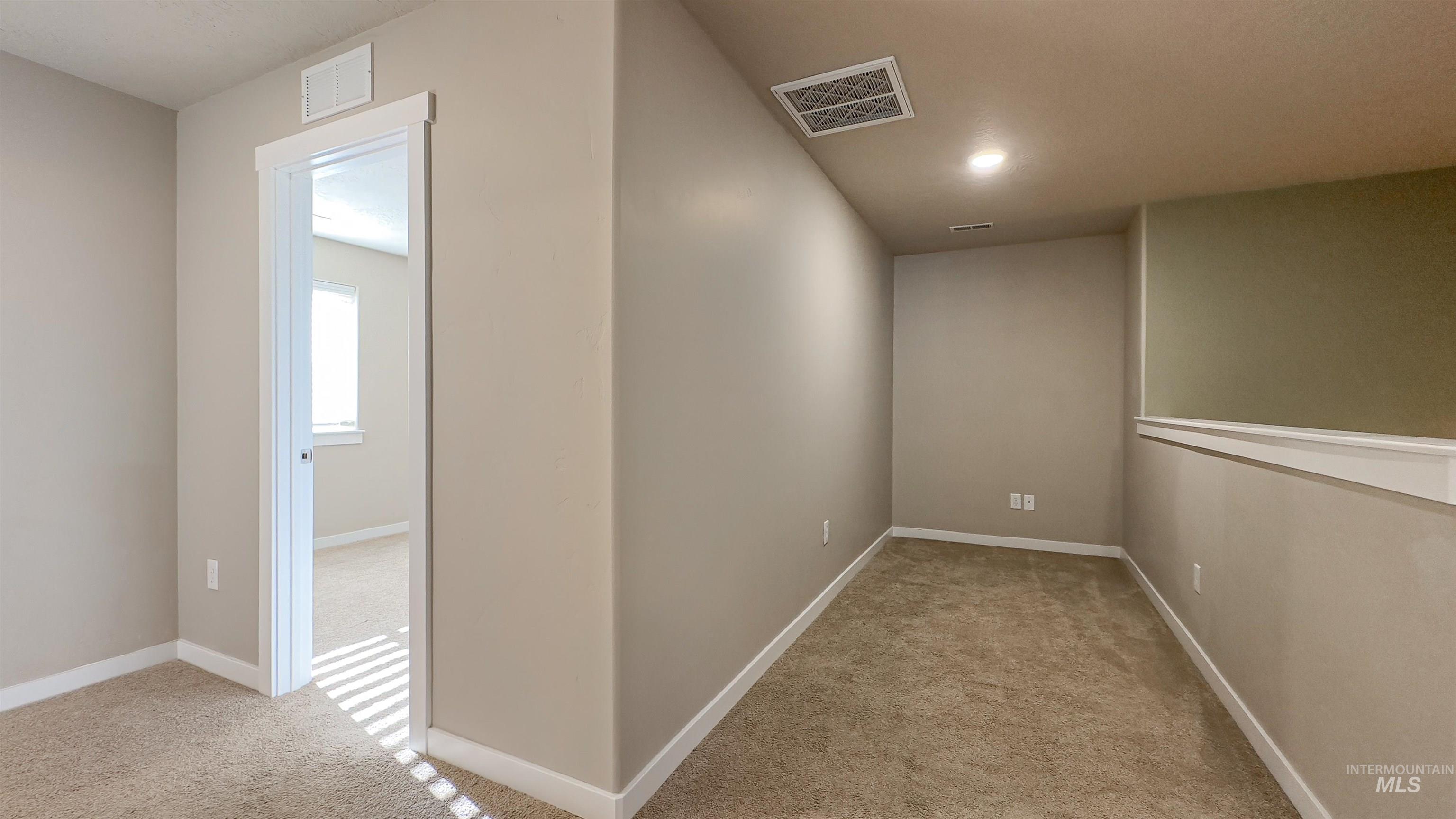 15648 Cumulus Way Property Photo 35