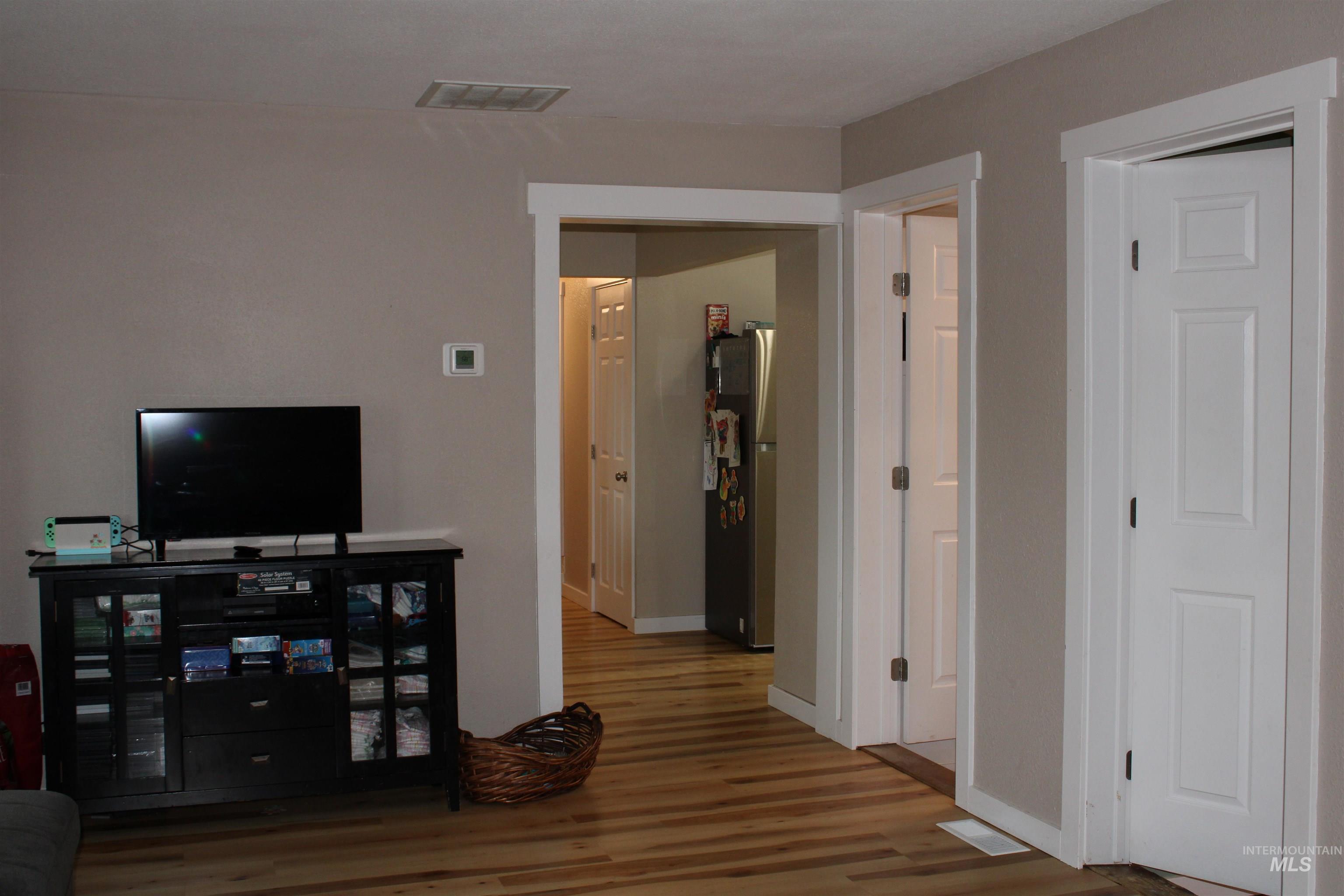 109 N Hornet Creek St Property Photo 6