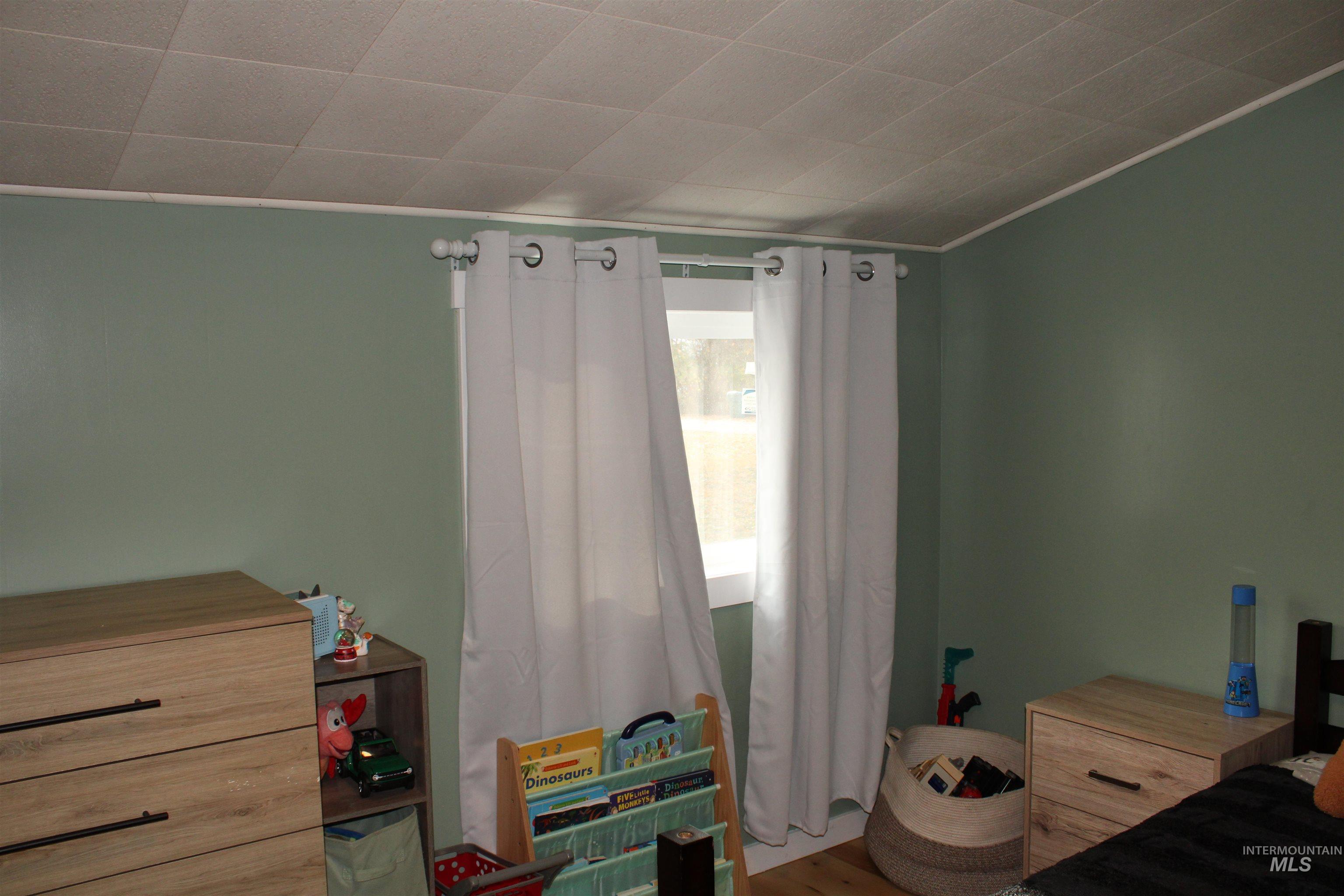 109 N Hornet Creek St Property Photo 9