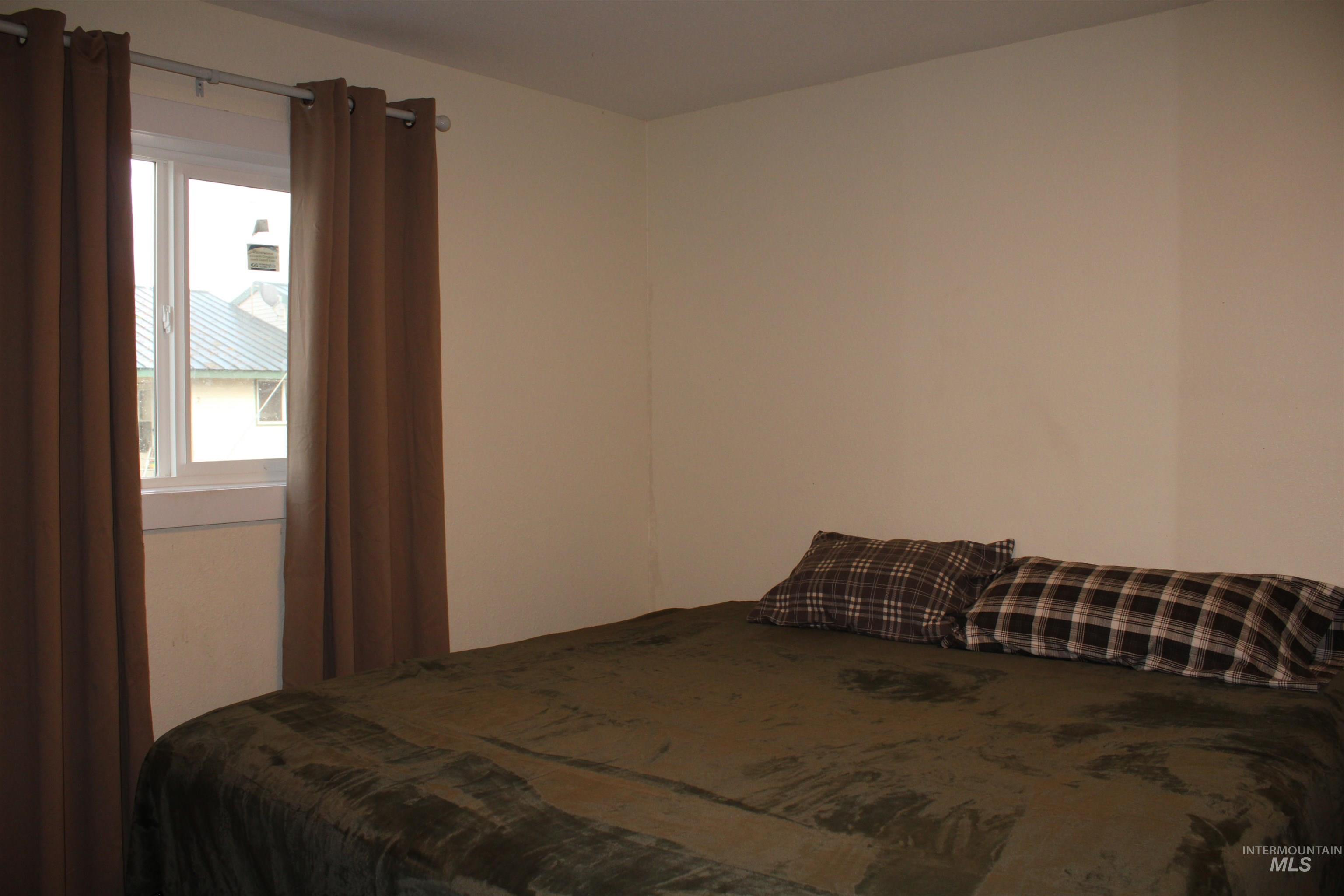 109 N Hornet Creek St Property Photo 19