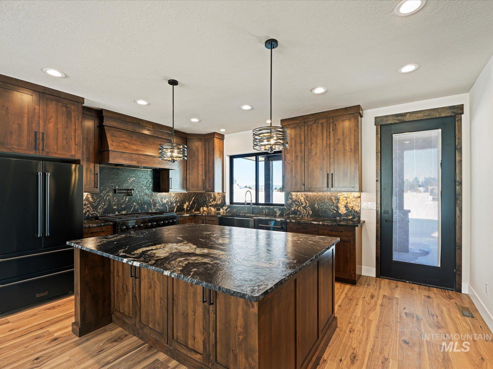 13156 Hawks Bay Property Photo 6