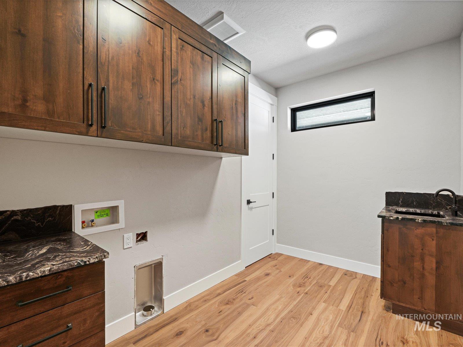13156 Hawks Bay Property Photo 15