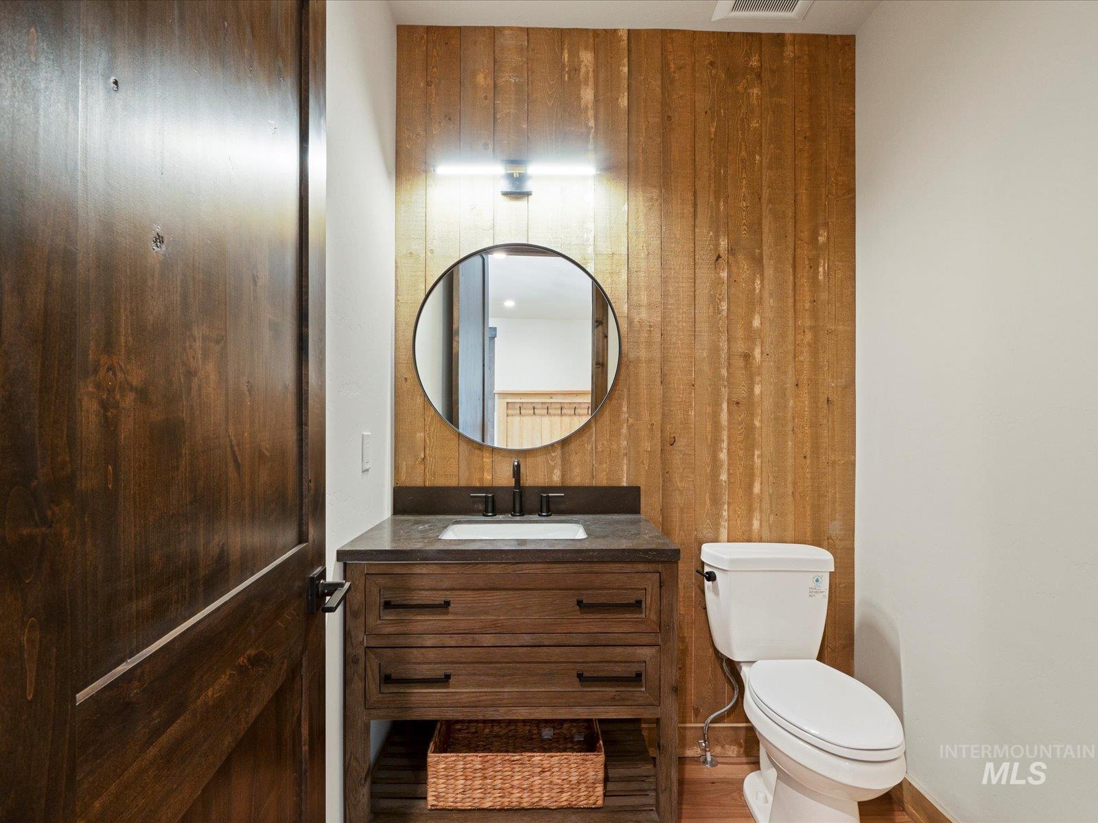 13156 Hawks Bay Property Photo 17