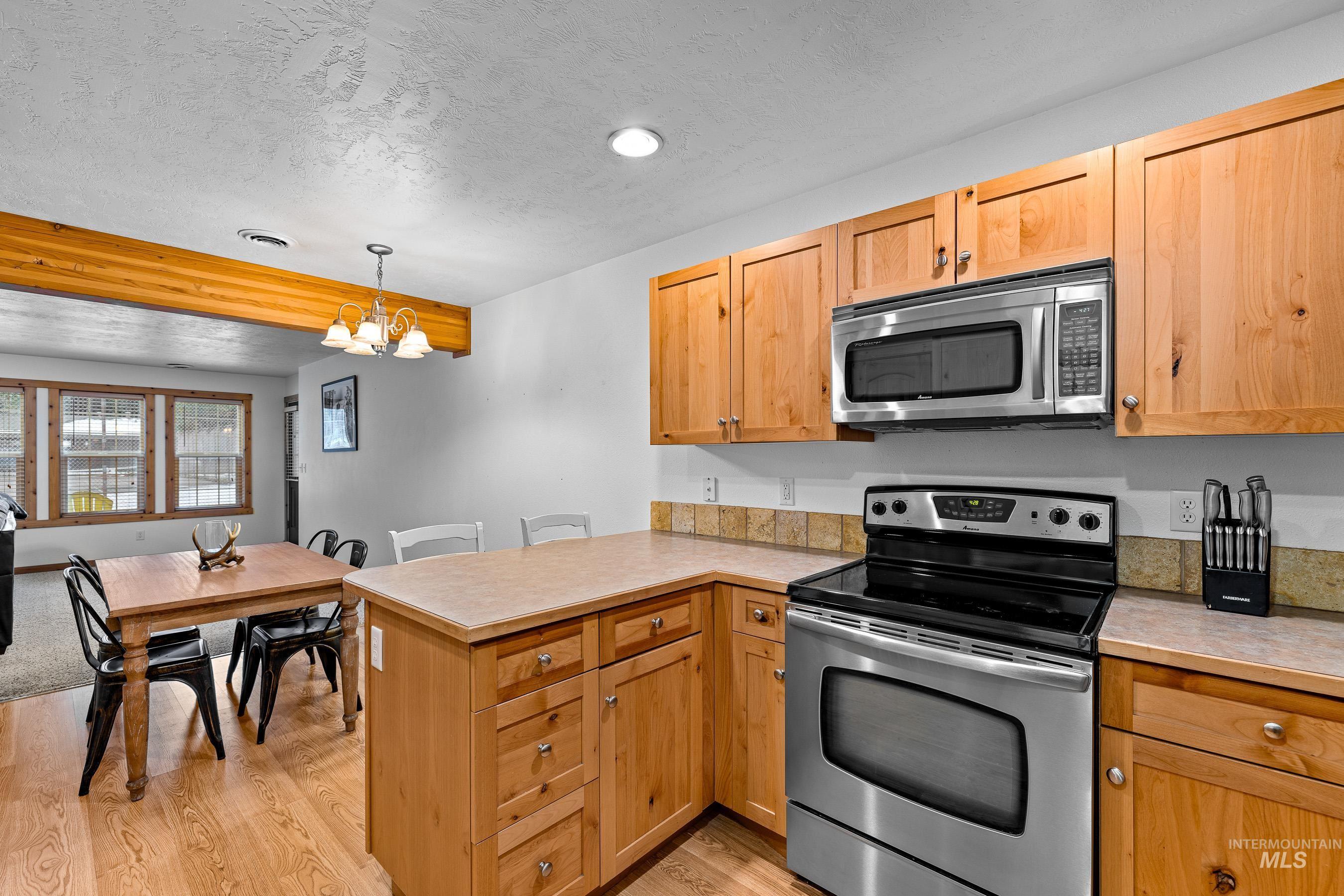 1644 N Davis Property Photo 15
