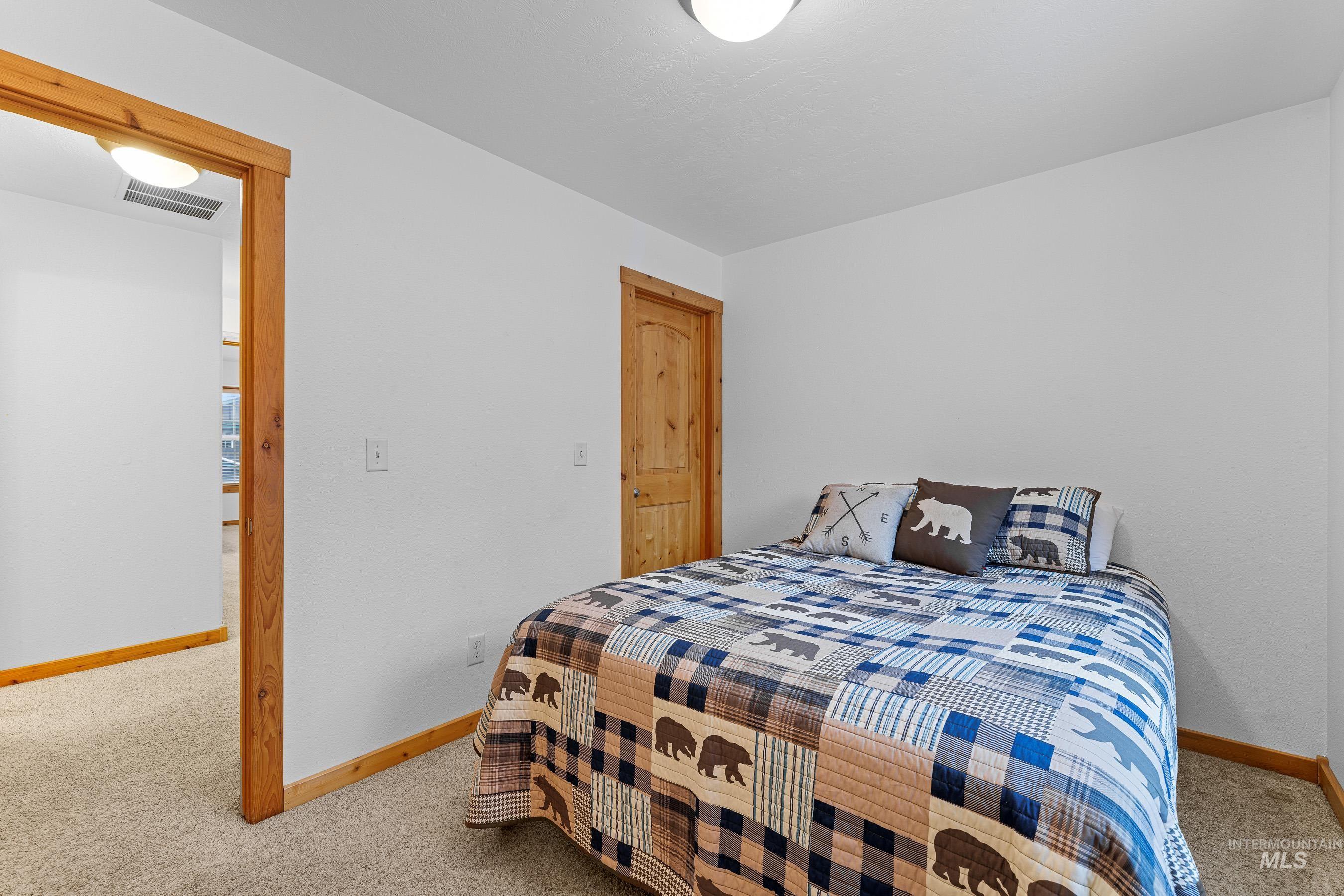 1644 N Davis Property Photo 28