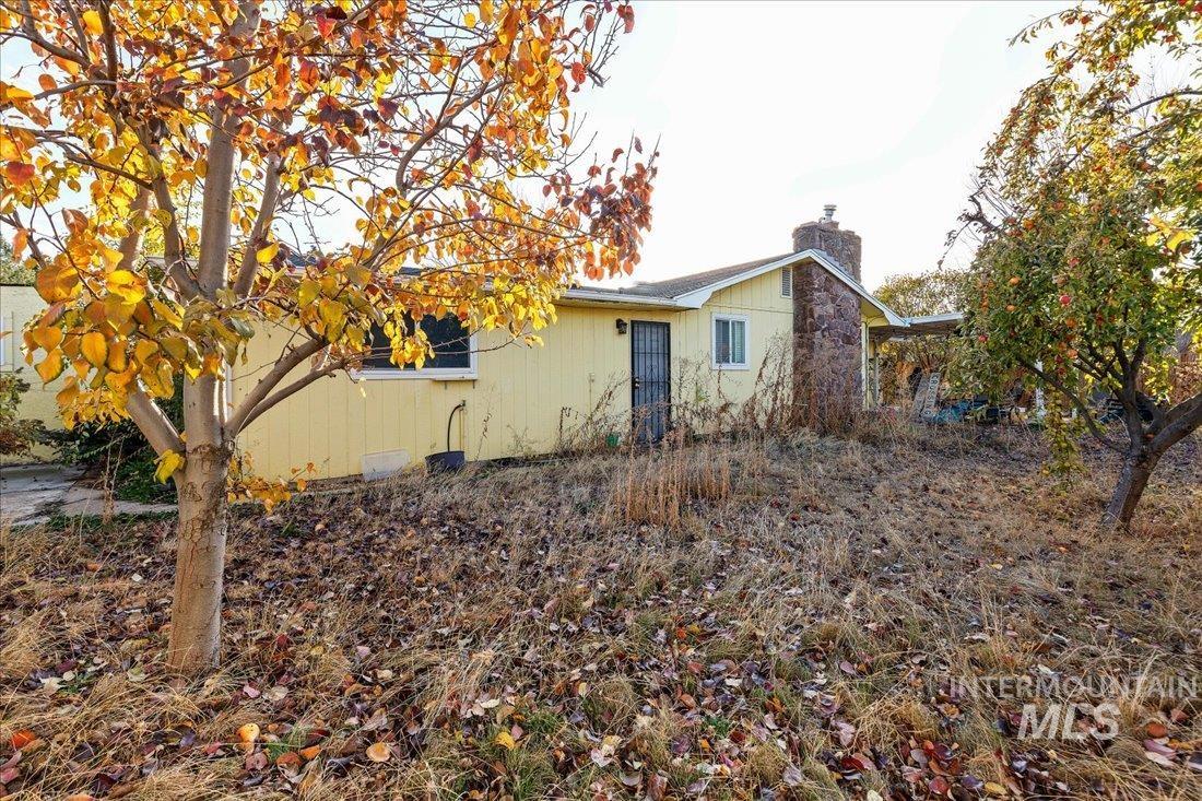 624 Winther Blvd Property Photo 8