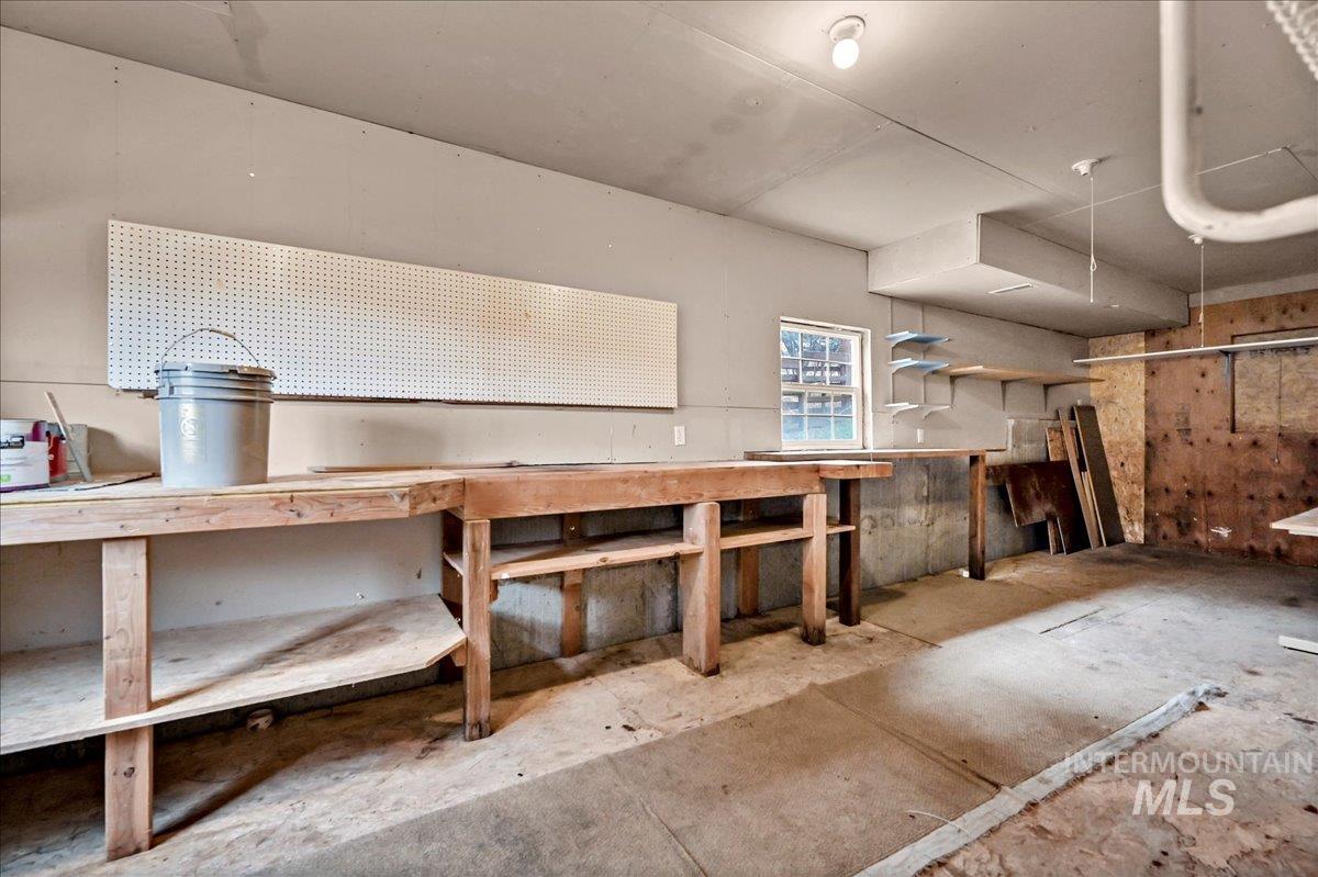 5 Mores Creek Rd Property Photo 15