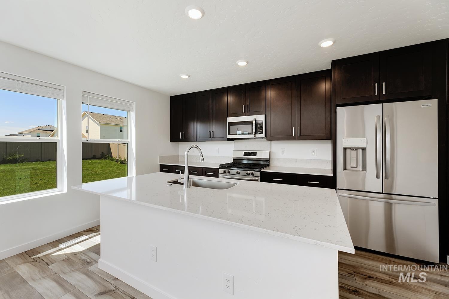 18255 N Brambleberry Way Property Photo 4