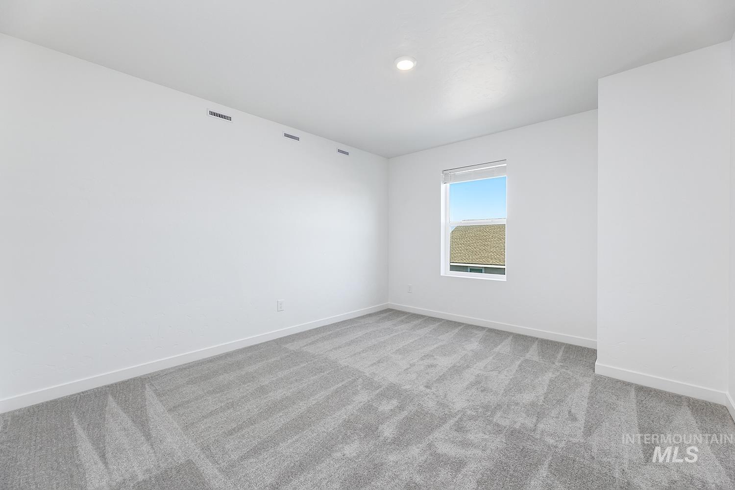 18255 N Brambleberry Way Property Photo 14