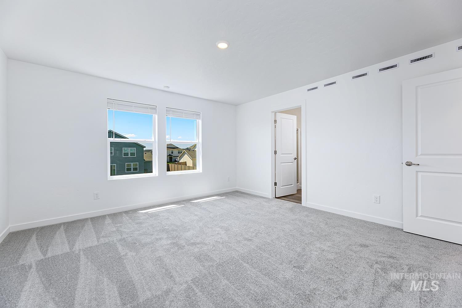 18255 N Brambleberry Way Property Photo 22