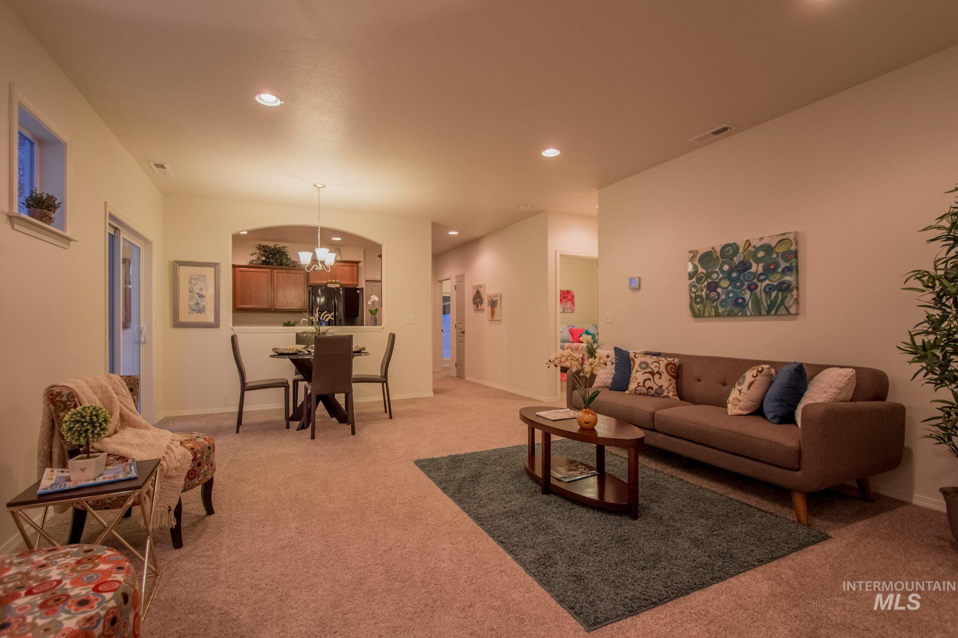 11286 Shadow Glen Drive Property Photo 3