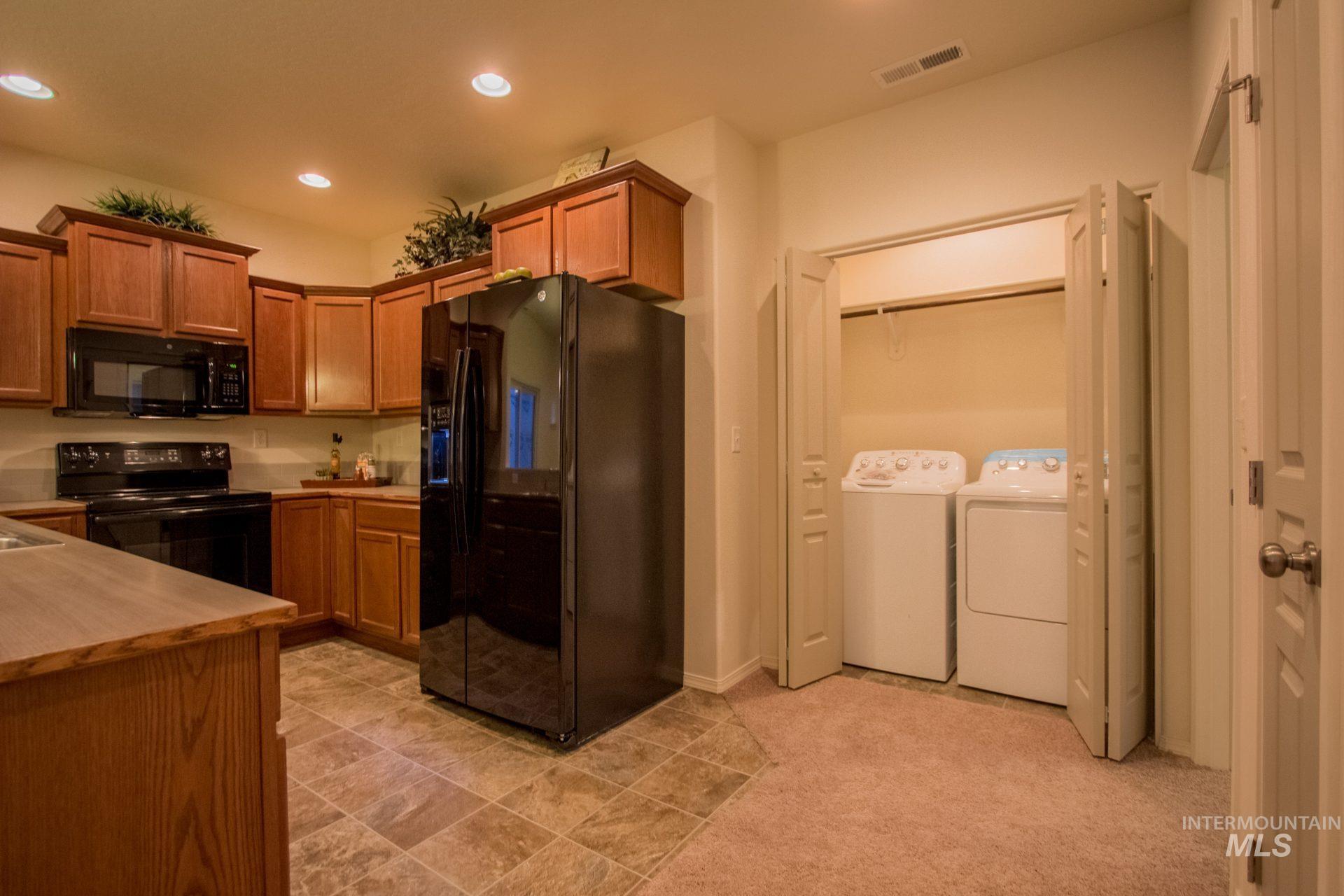 11286 Shadow Glen Drive Property Photo 9