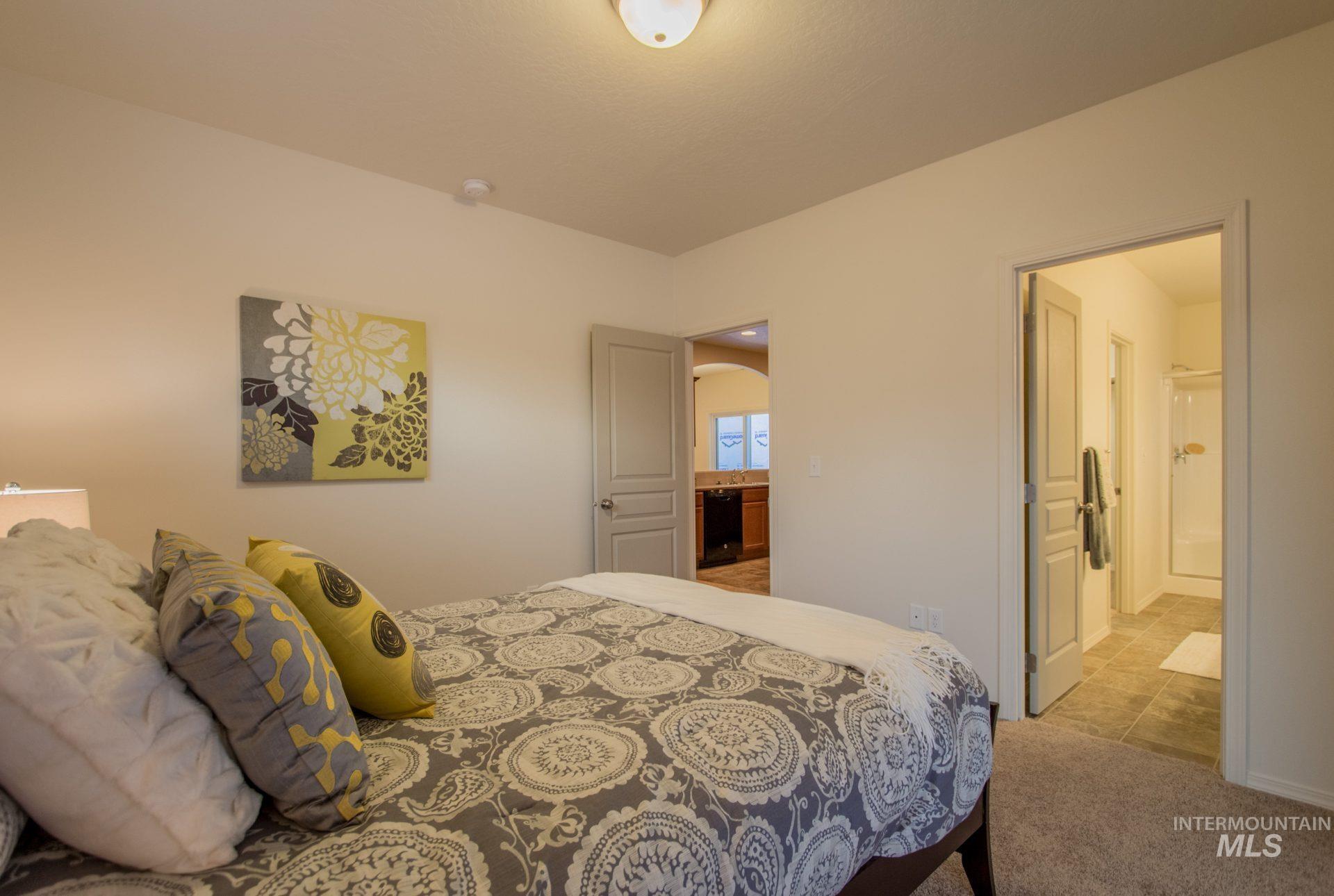 11286 Shadow Glen Drive Property Photo 11
