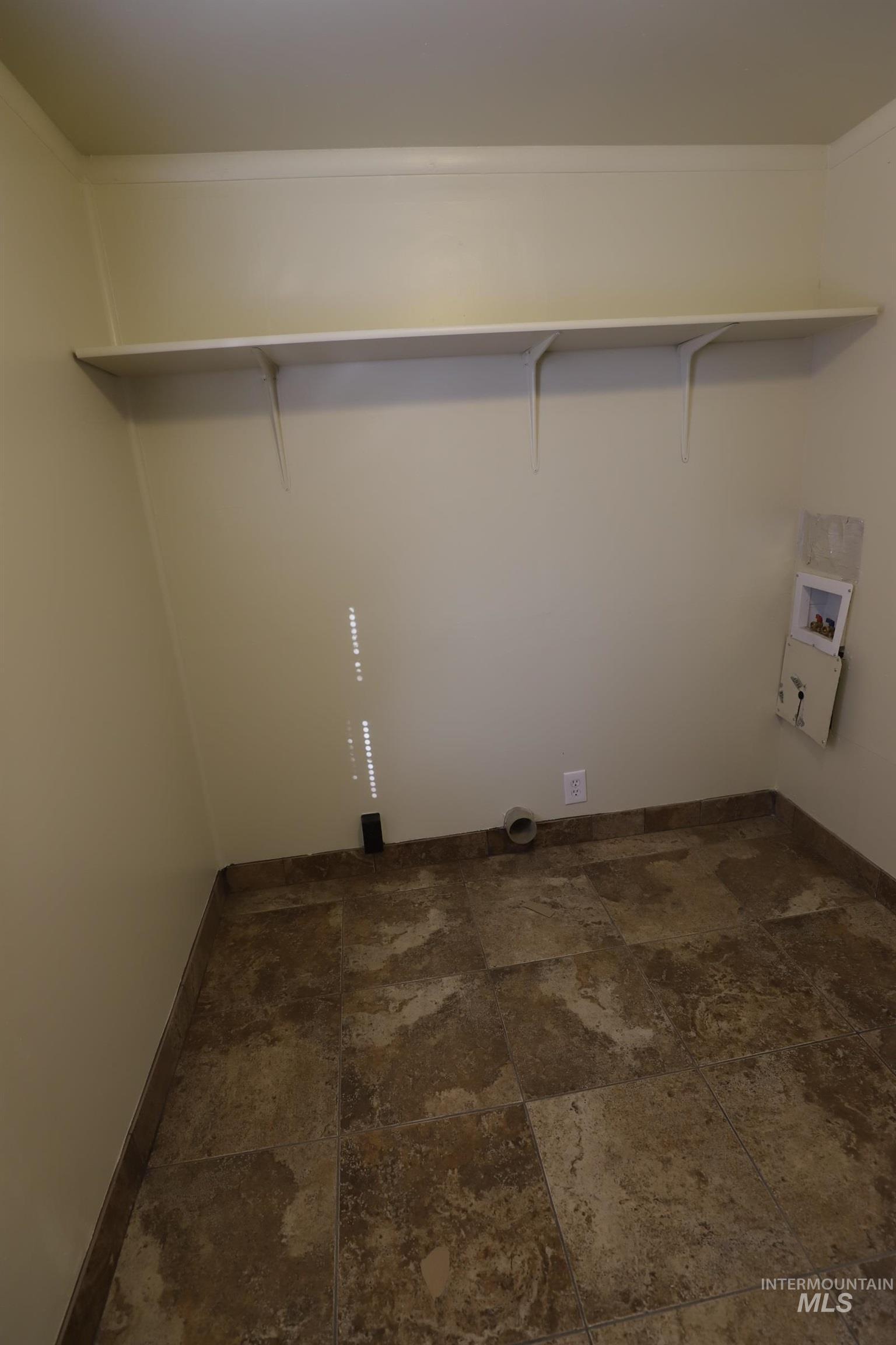 651 2nd Avenue West Property Photo 21