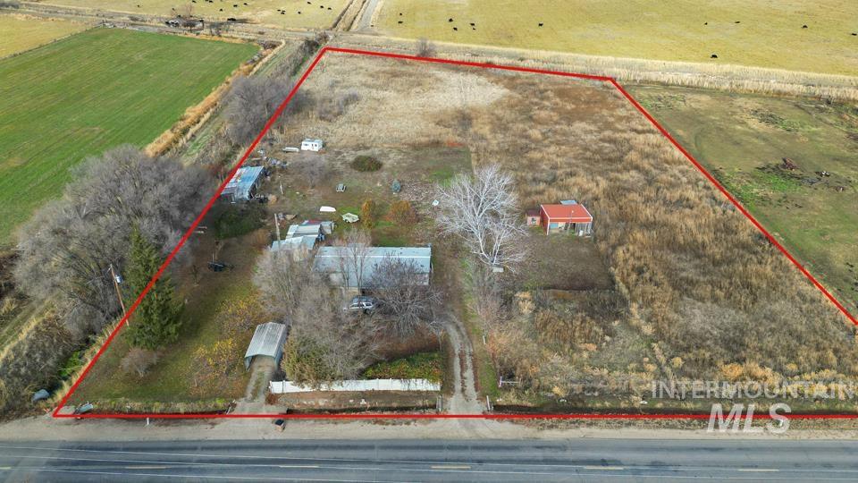 9350 Dewey Rd Property Photo 2