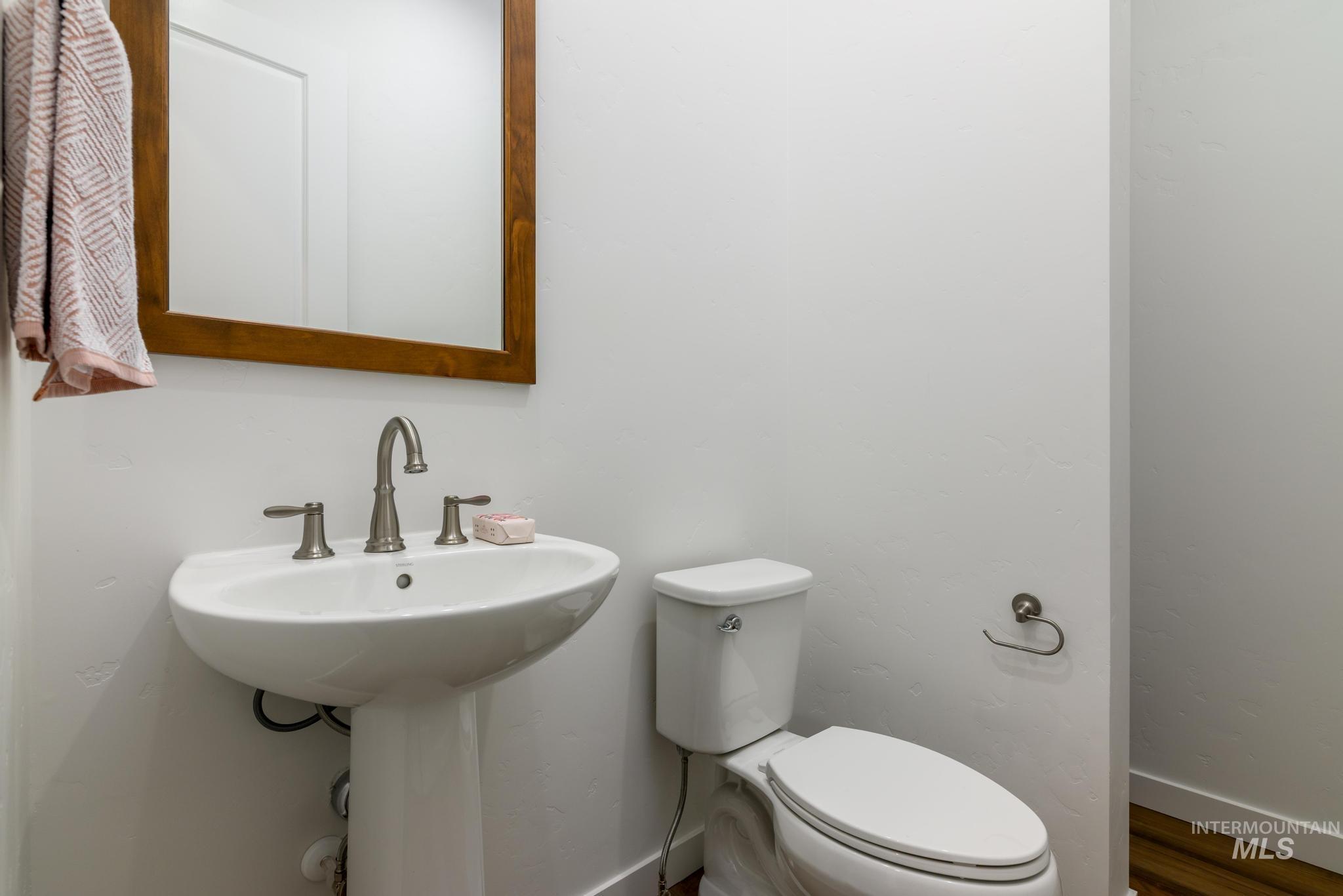 1322 N Hickory Grove Way Property Photo 5