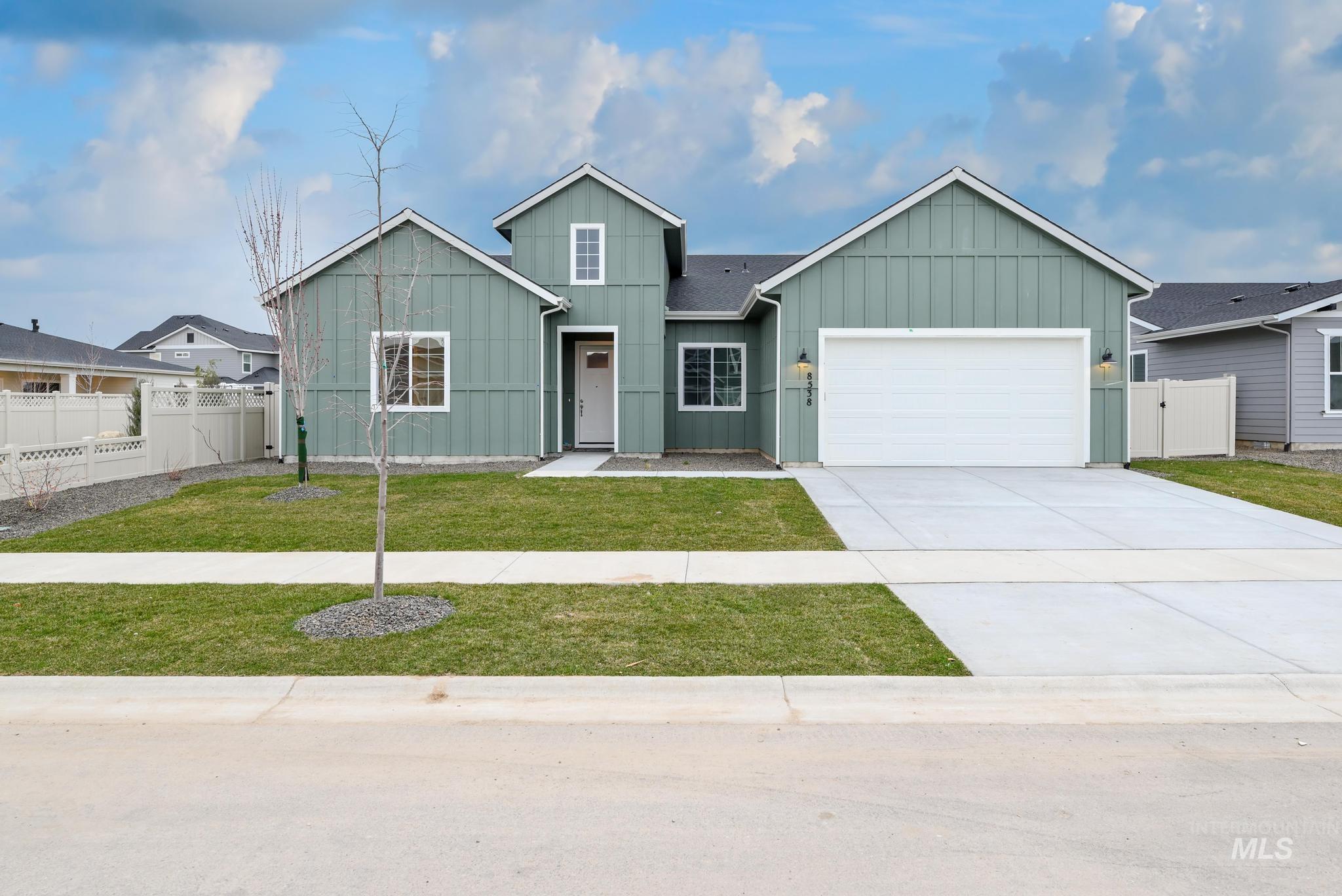 8538 W Pond Pine St Property Photo 1