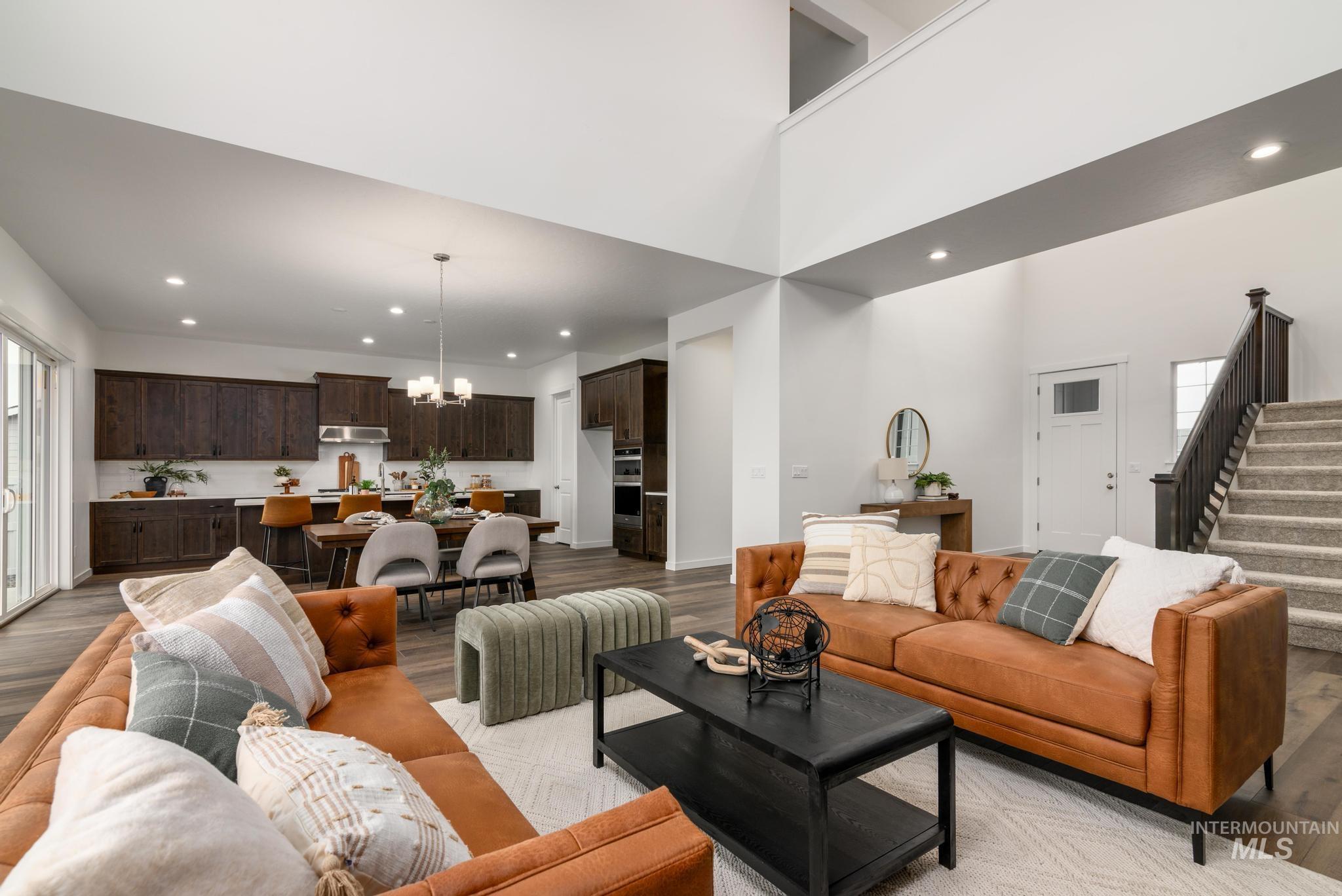 822 Altia St Property Photo 8