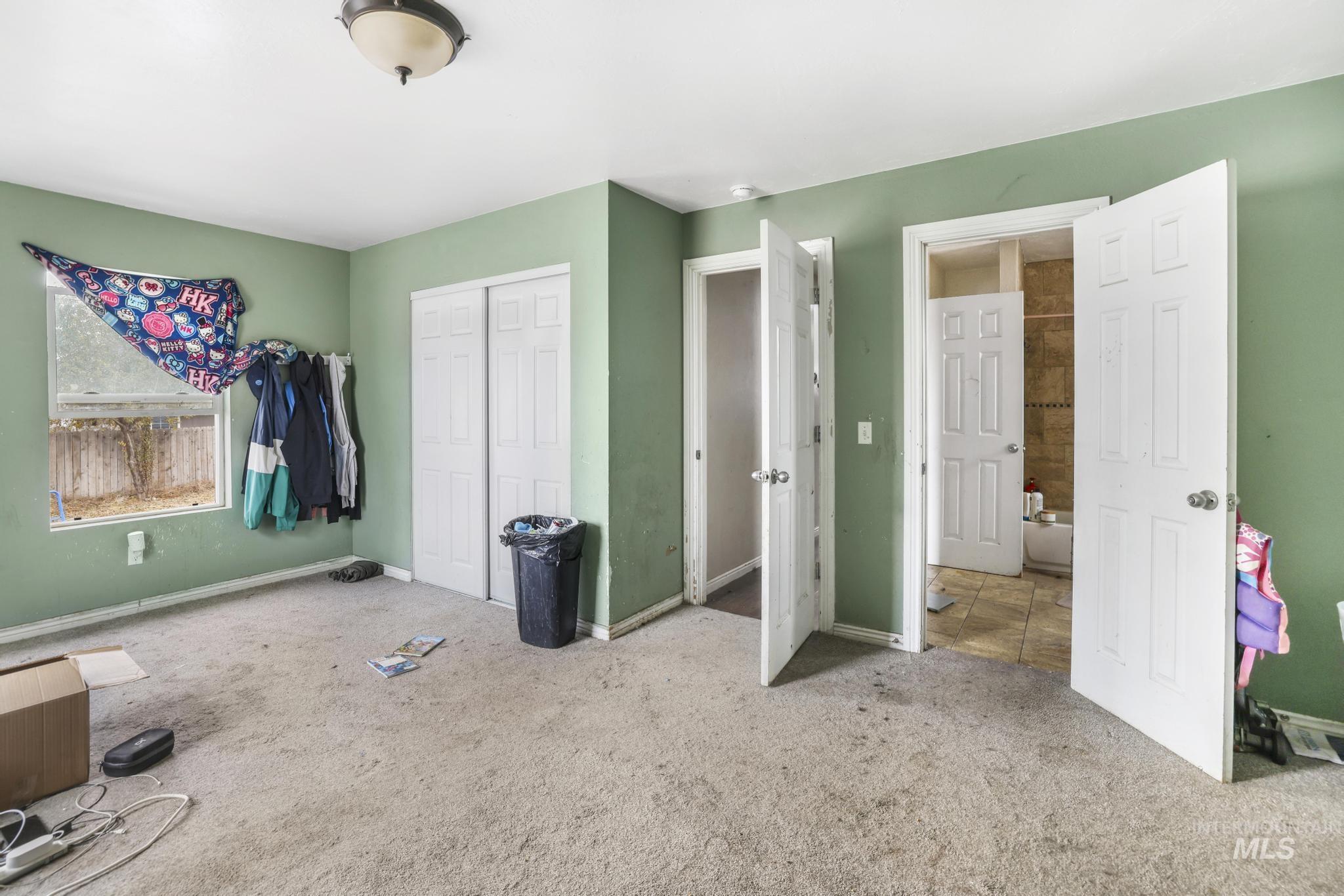 110 7th Street Property Photo 8