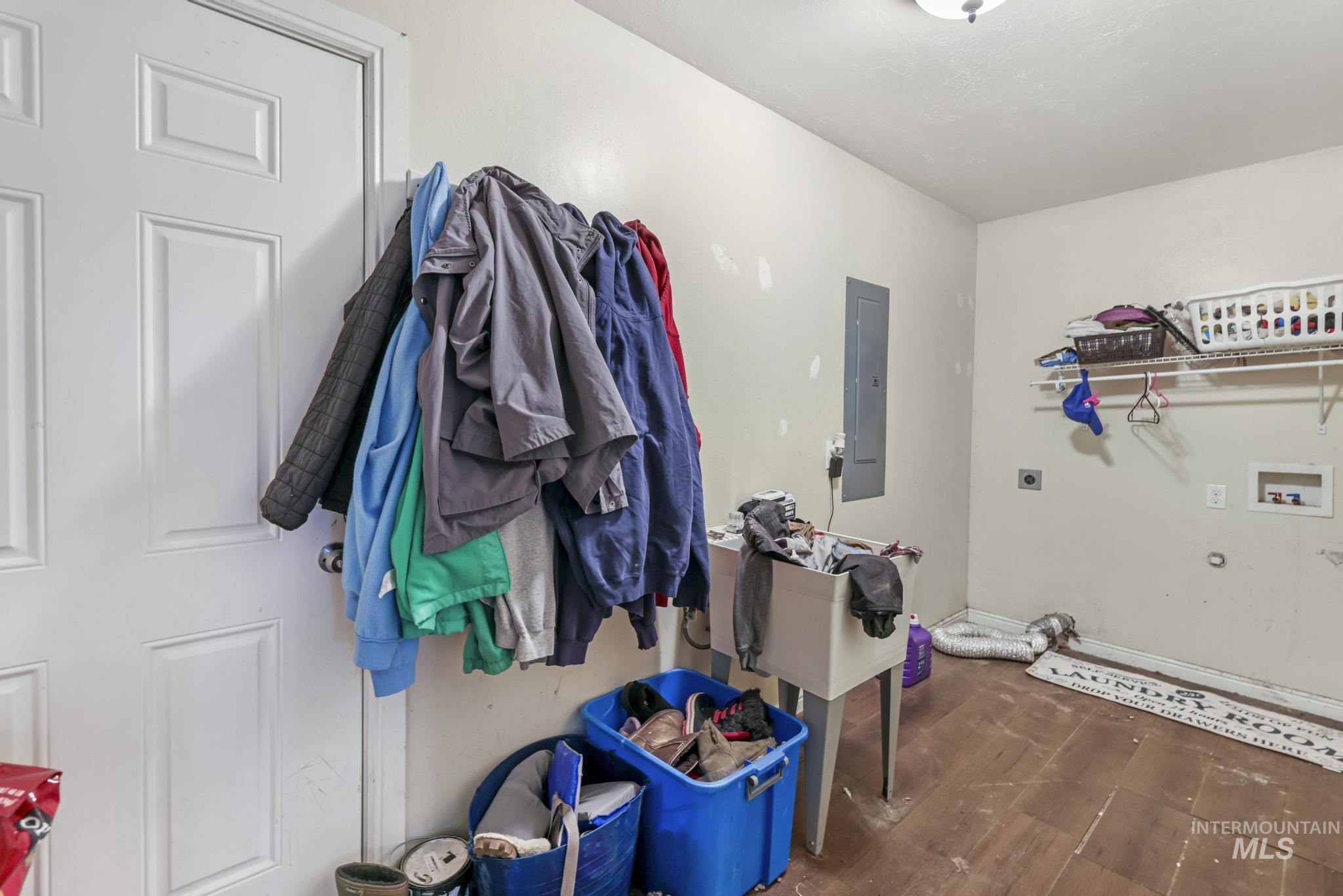 110 7th Street Property Photo 11