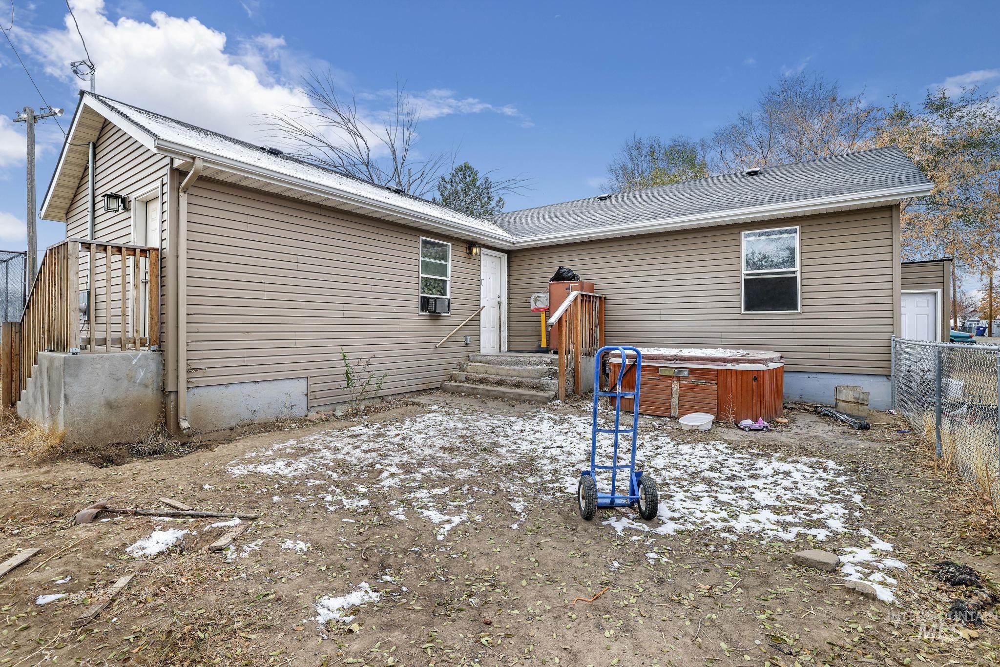 110 7th Street Property Photo 20