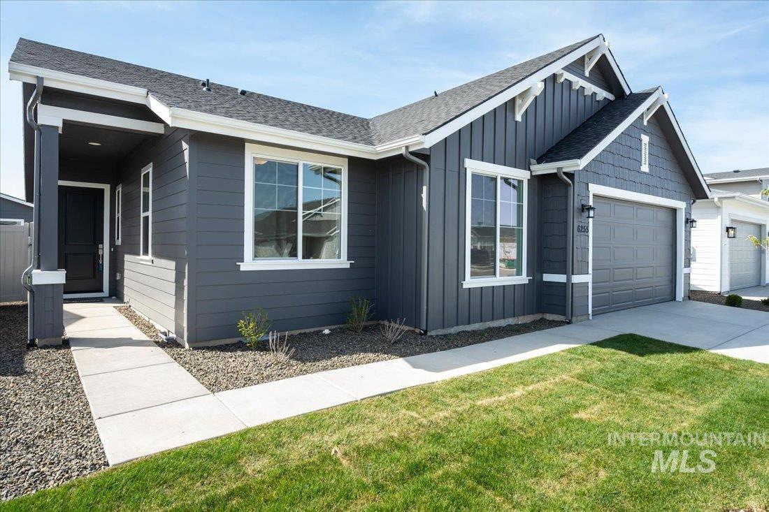 6255 W Pewter Point St Property Photo 3