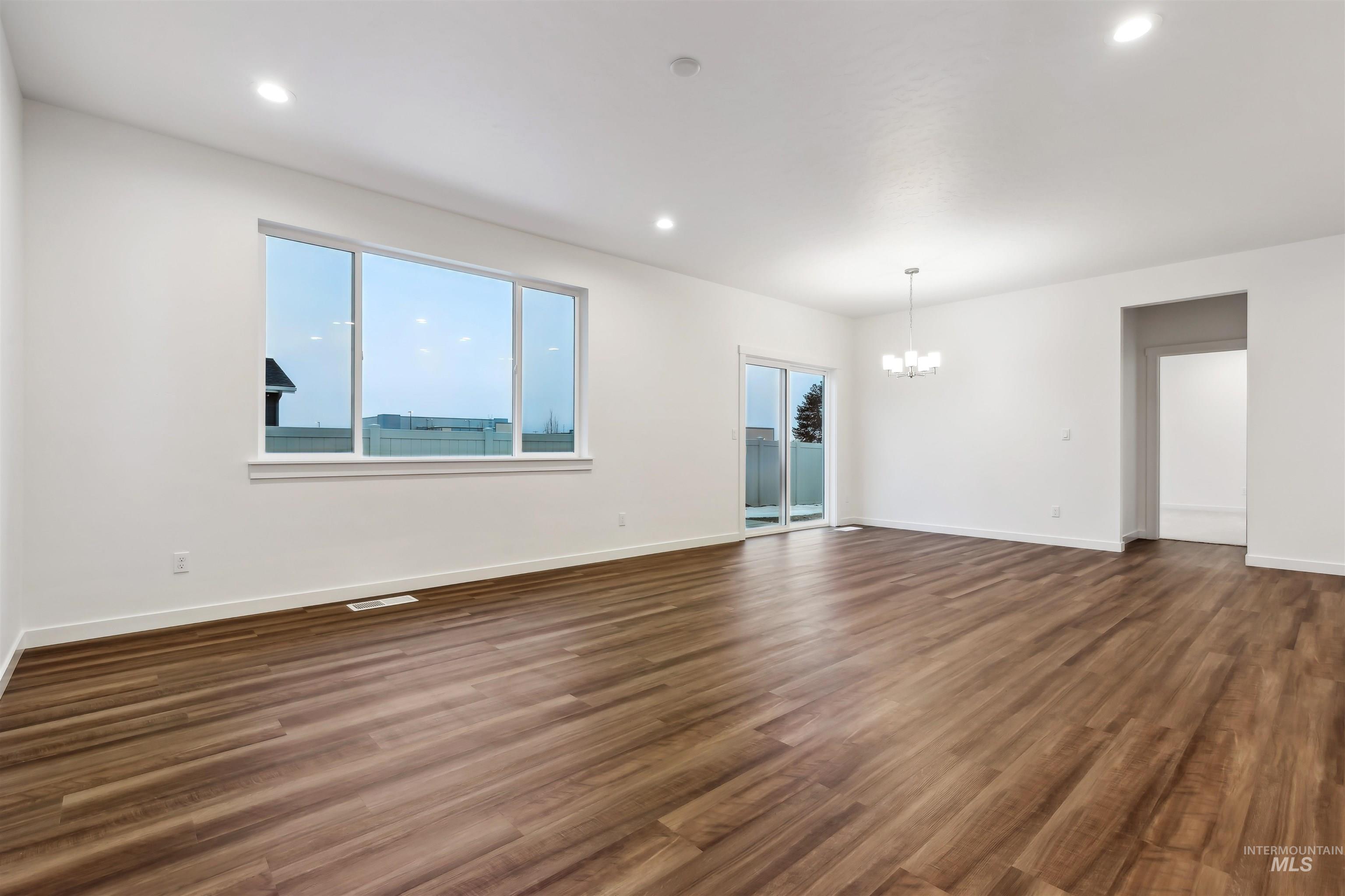 6255 W Pewter Point St Property Photo 6