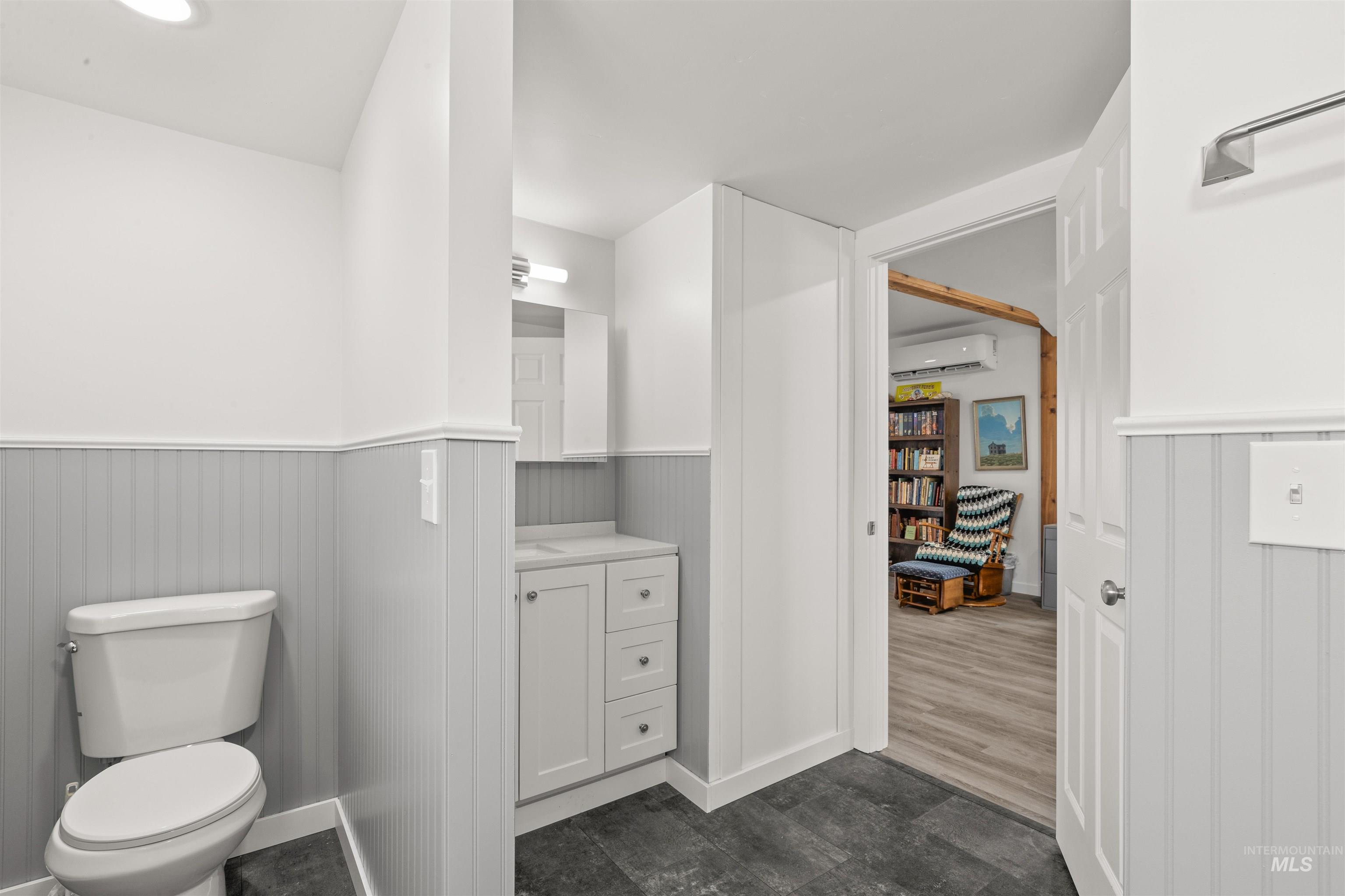 407 Wood Street Property Photo 18