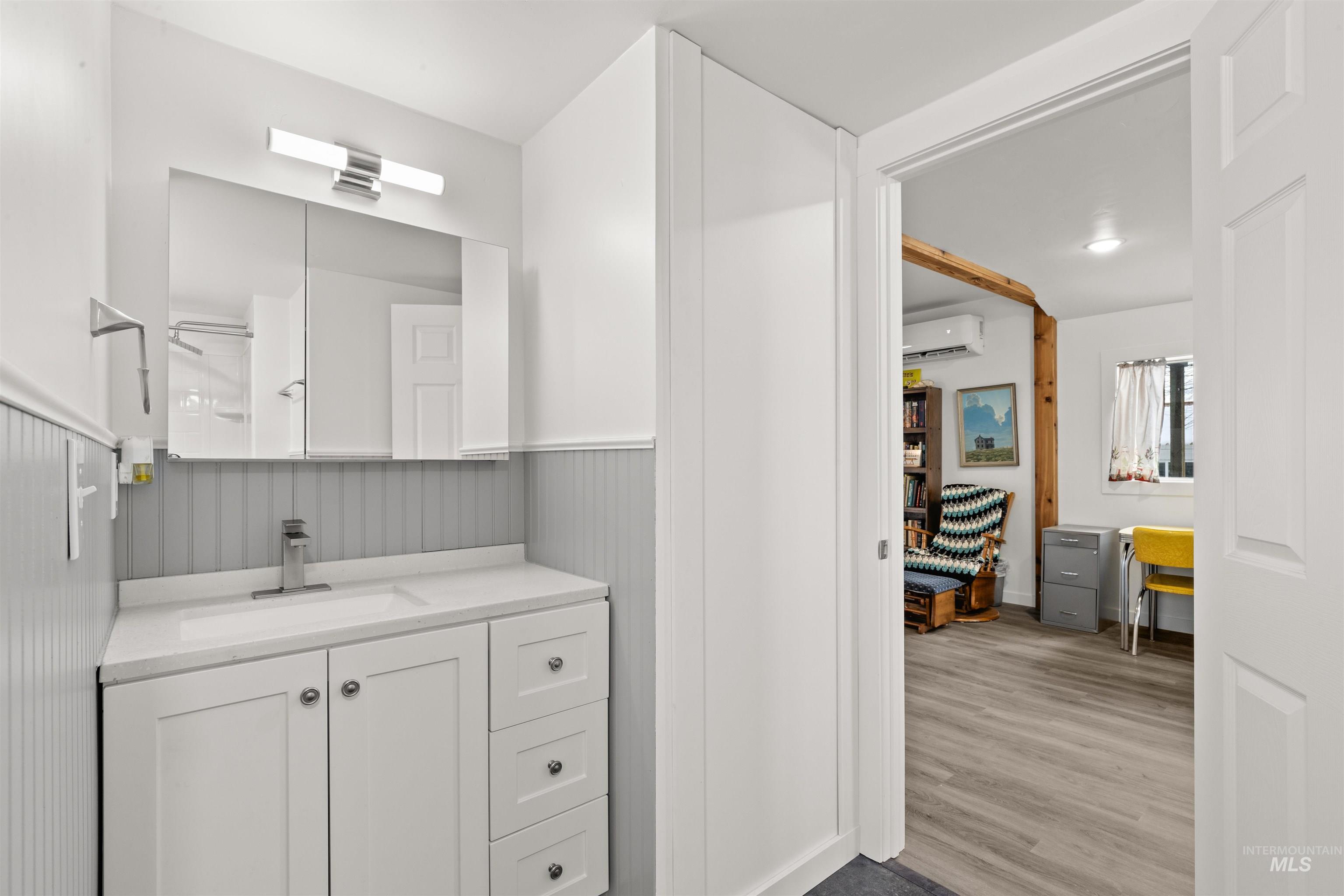 407 Wood Street Property Photo 19