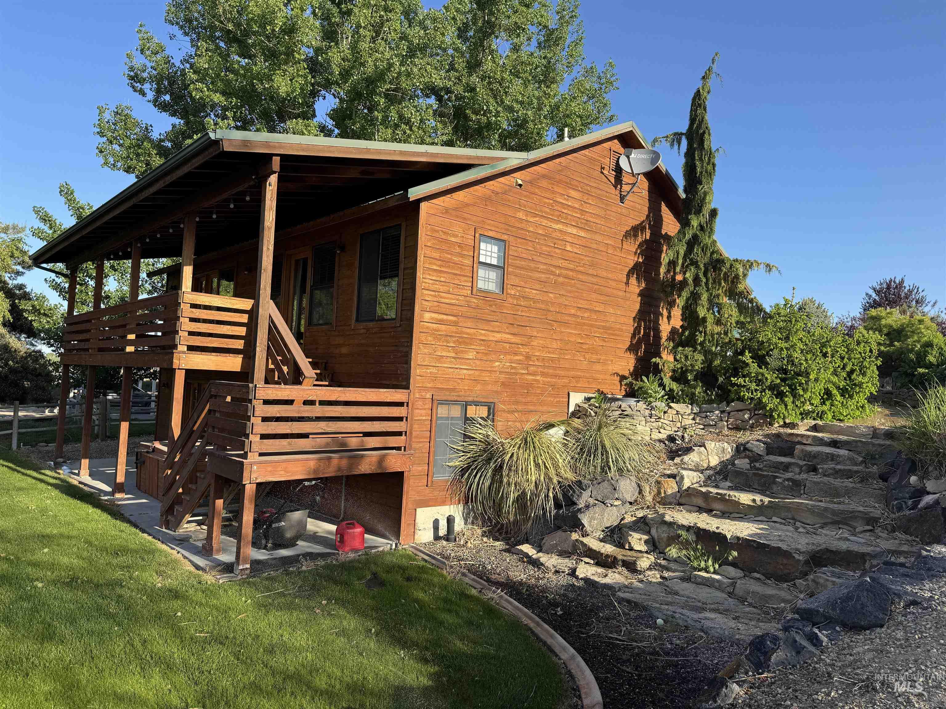 8315 Elk Ridge Ln Property Photo 3
