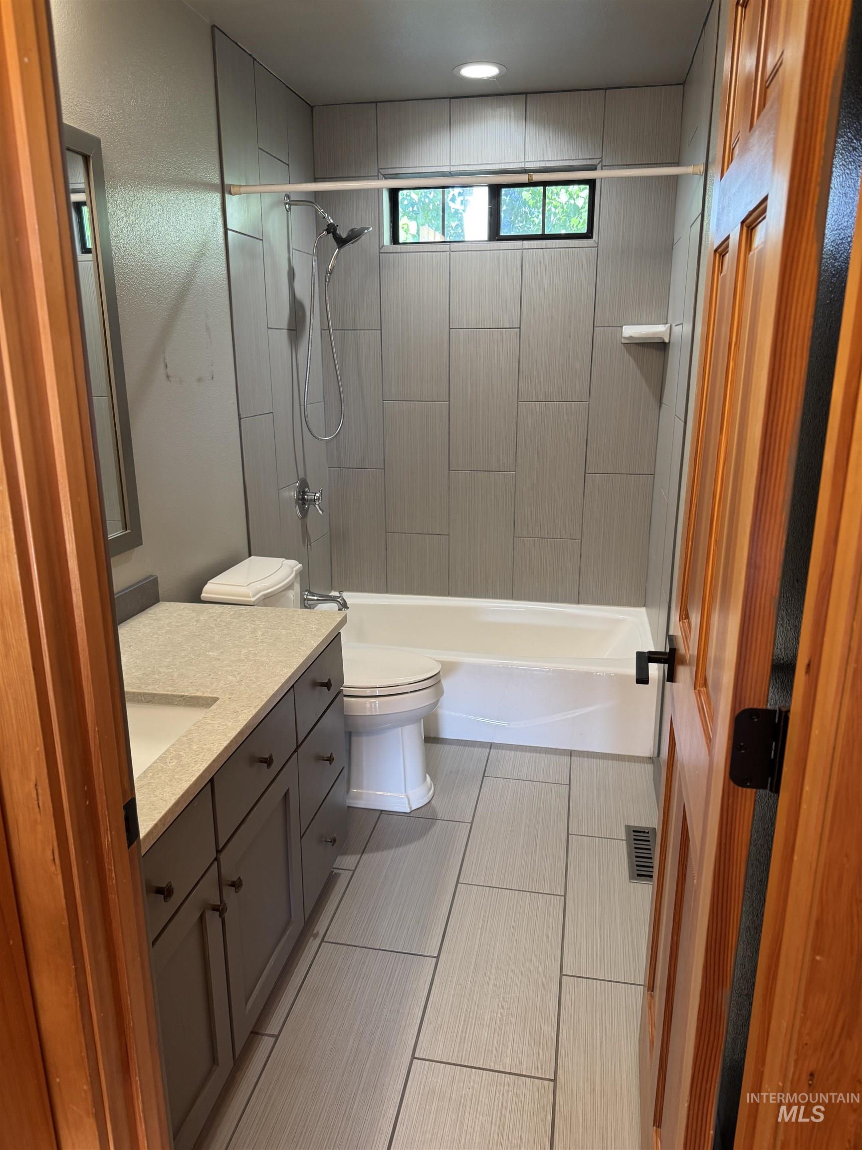 8315 Elk Ridge Ln Property Photo 20