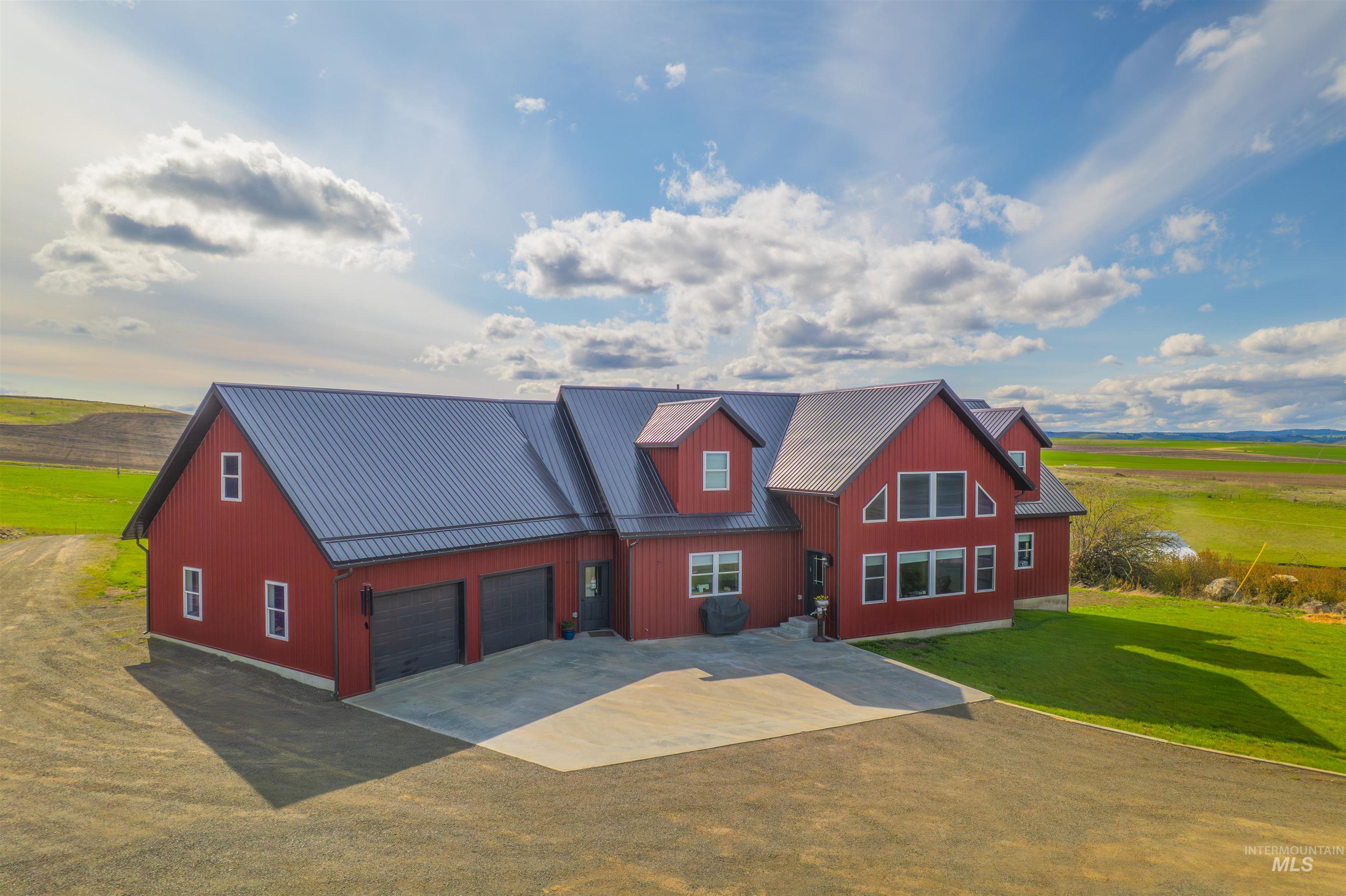 340 Gill Point Road Property Photo 1