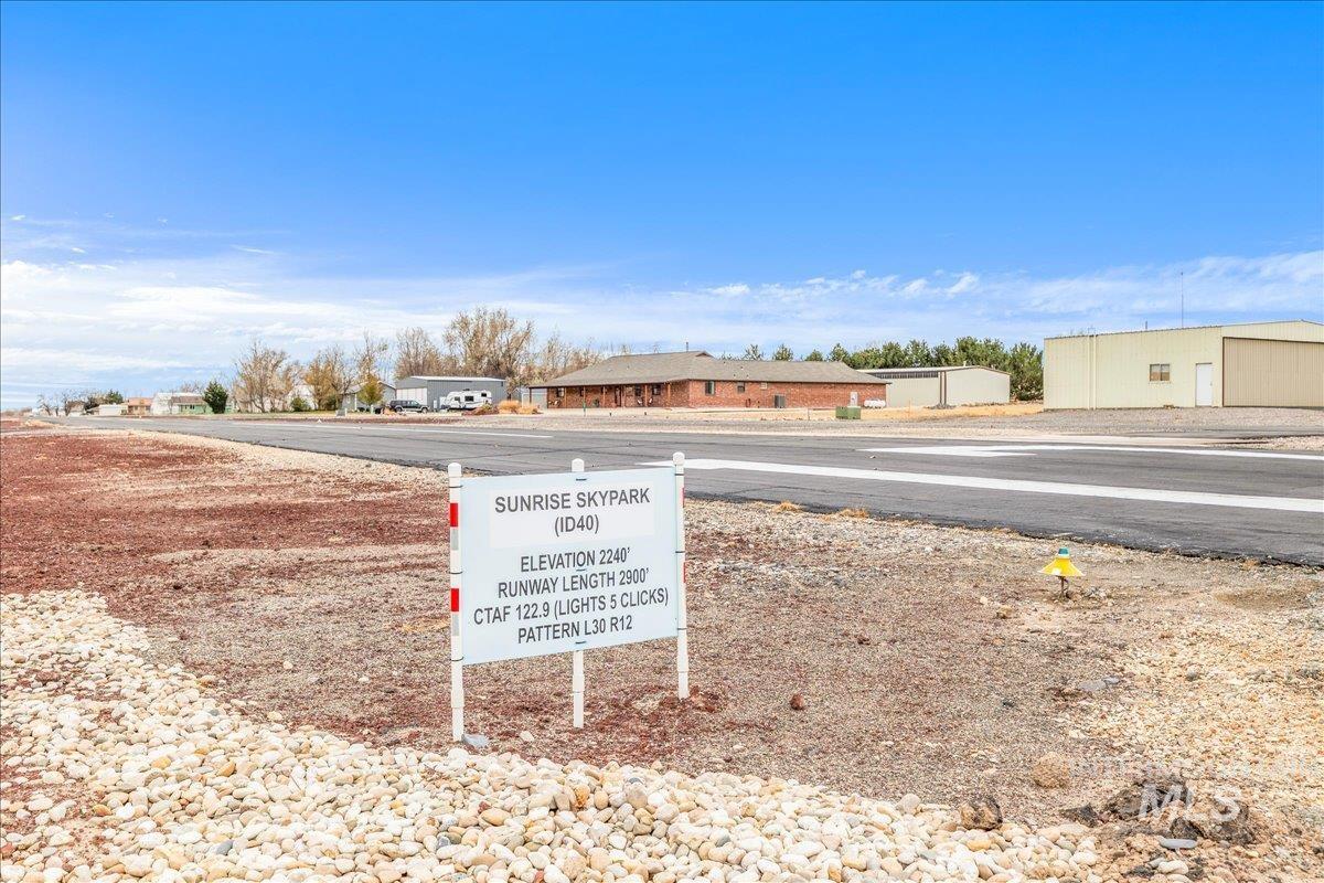 10514 Airpark Loop Property Photo 47