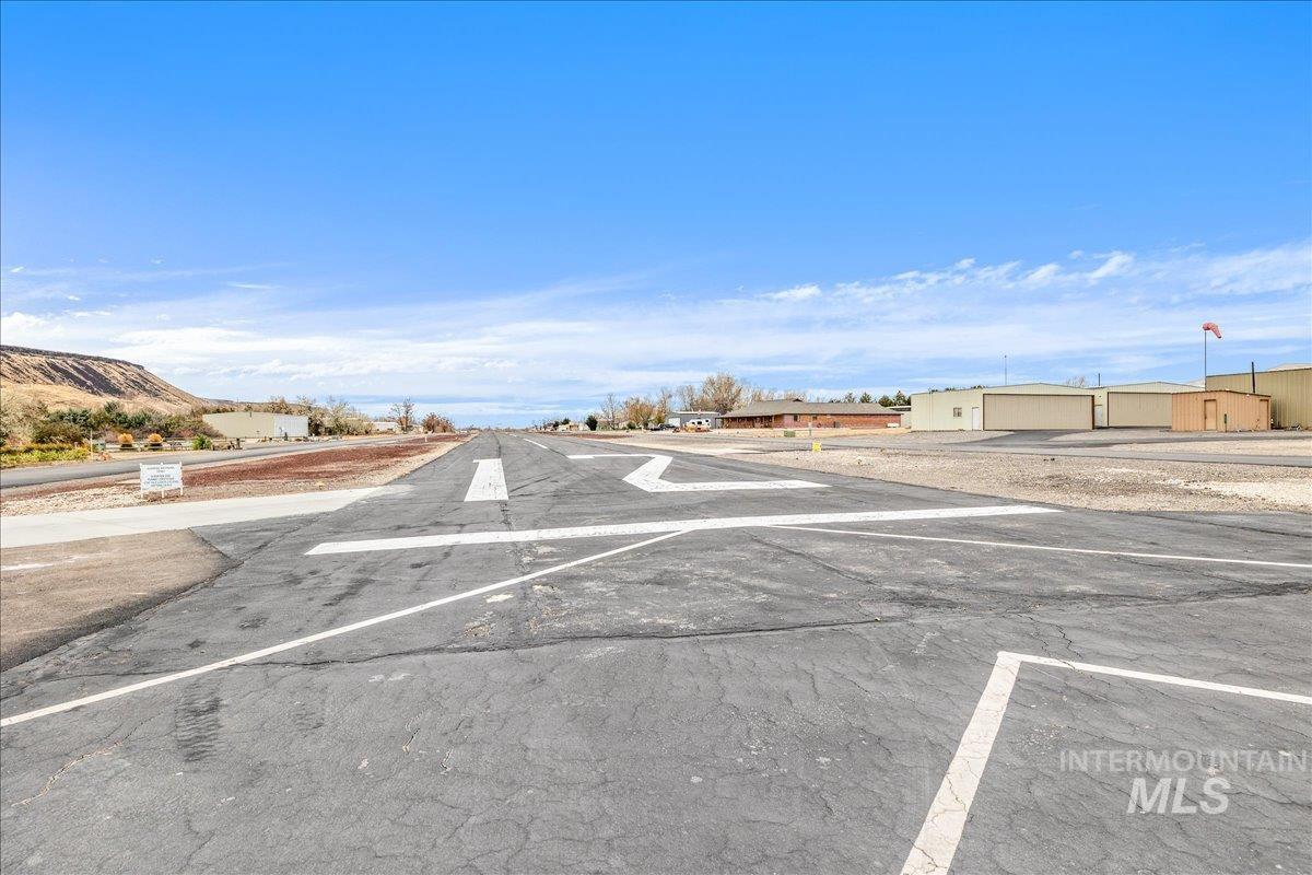 10514 Airpark Loop Property Photo 48