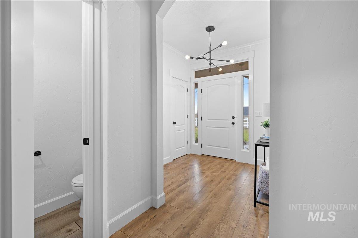1005 W Linden Street Property Photo 5
