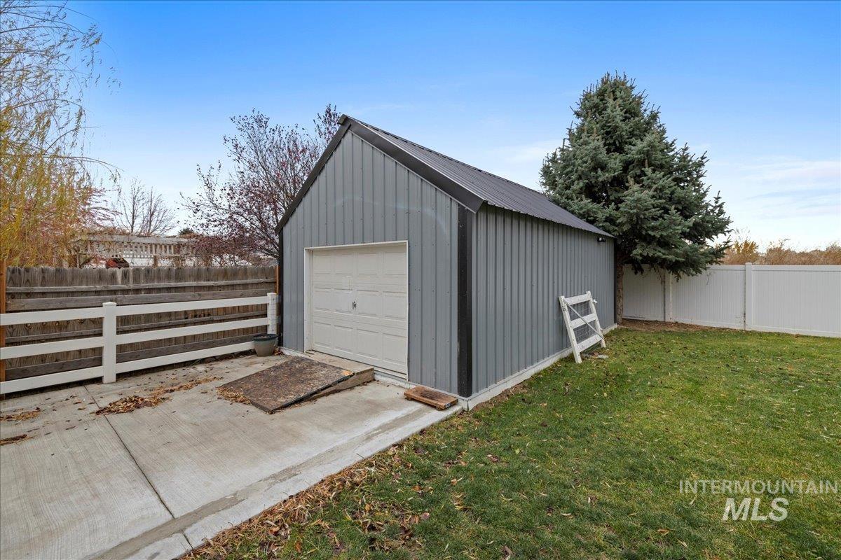 1005 W Linden Street Property Photo 46