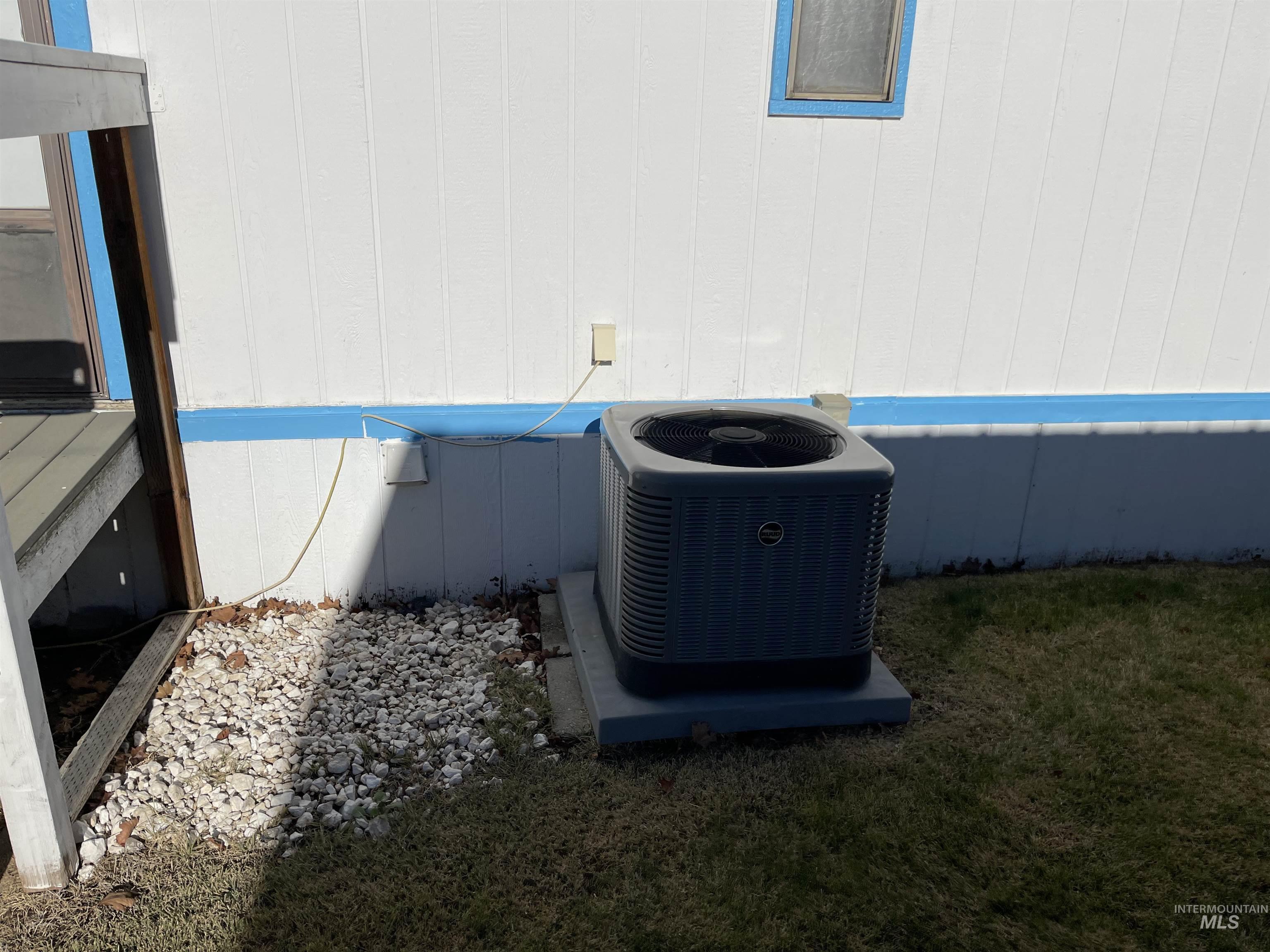 106 Winegar Dr Property Photo 6