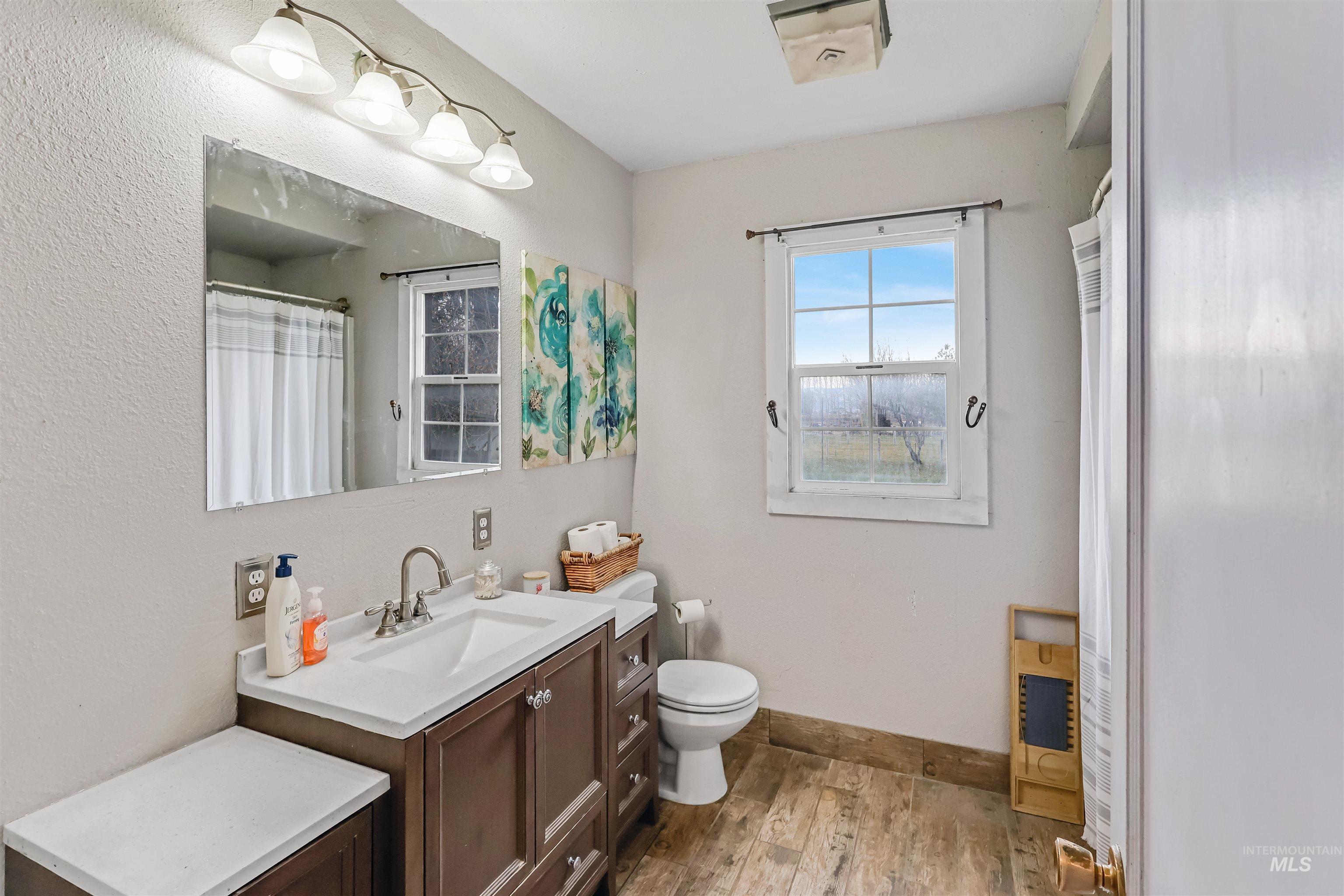 136 S 100 W Property Photo 17