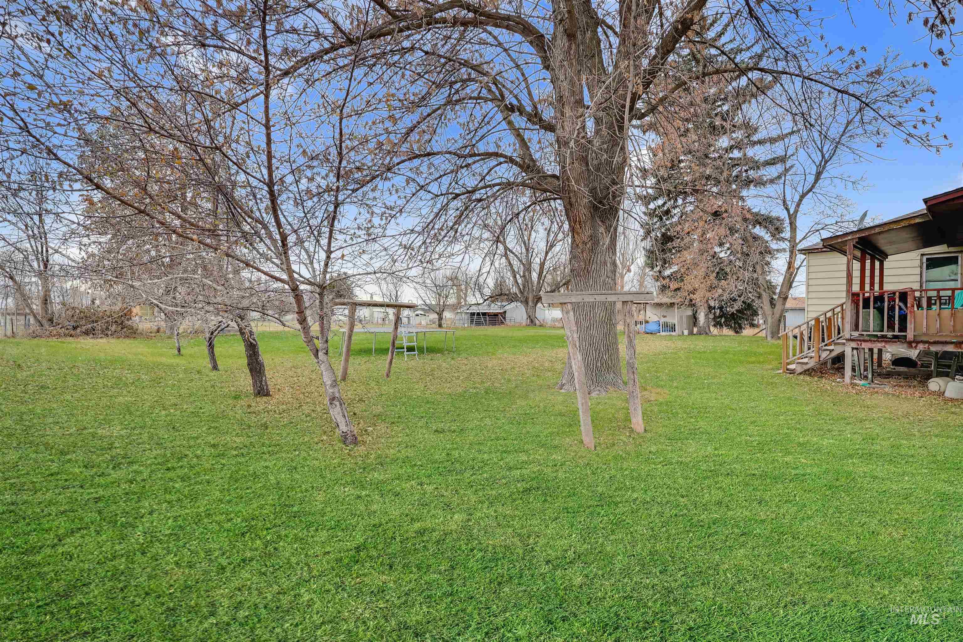 136 S 100 W Property Photo 24