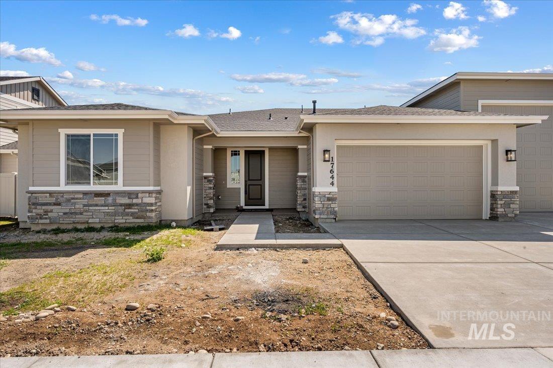 17644 N Elk Falls Way Property Photo 3