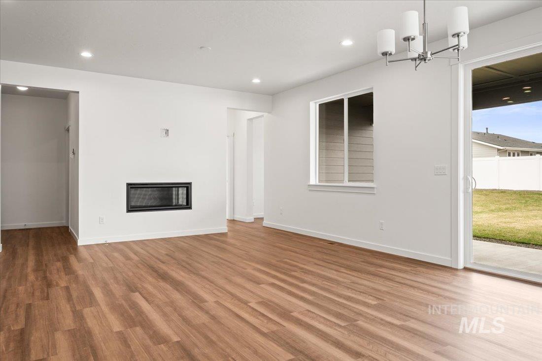 8335 S Cobalt Sky Ave Property Photo 8