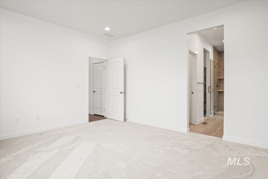 8335 S Cobalt Sky Ave Property Photo 12